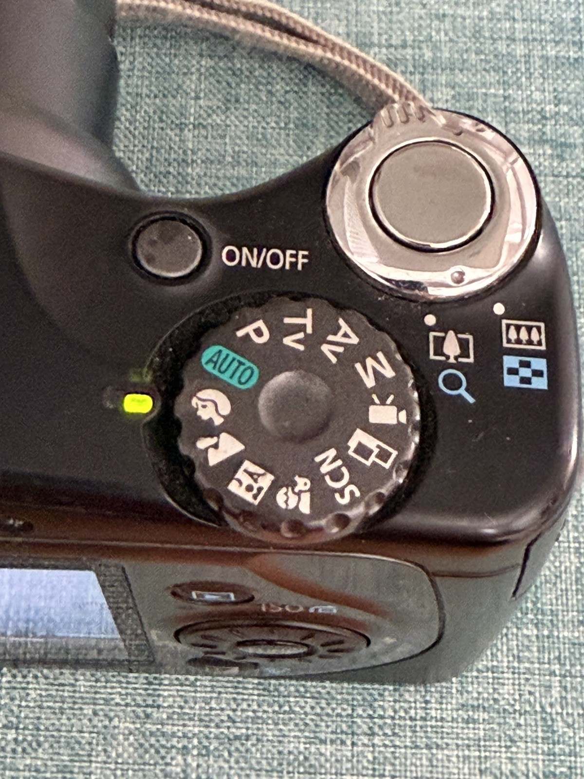 Canon PowerShot SX100 IS 8MP Digital Camera 10x Zoom Black – Tested Works W/ Bag