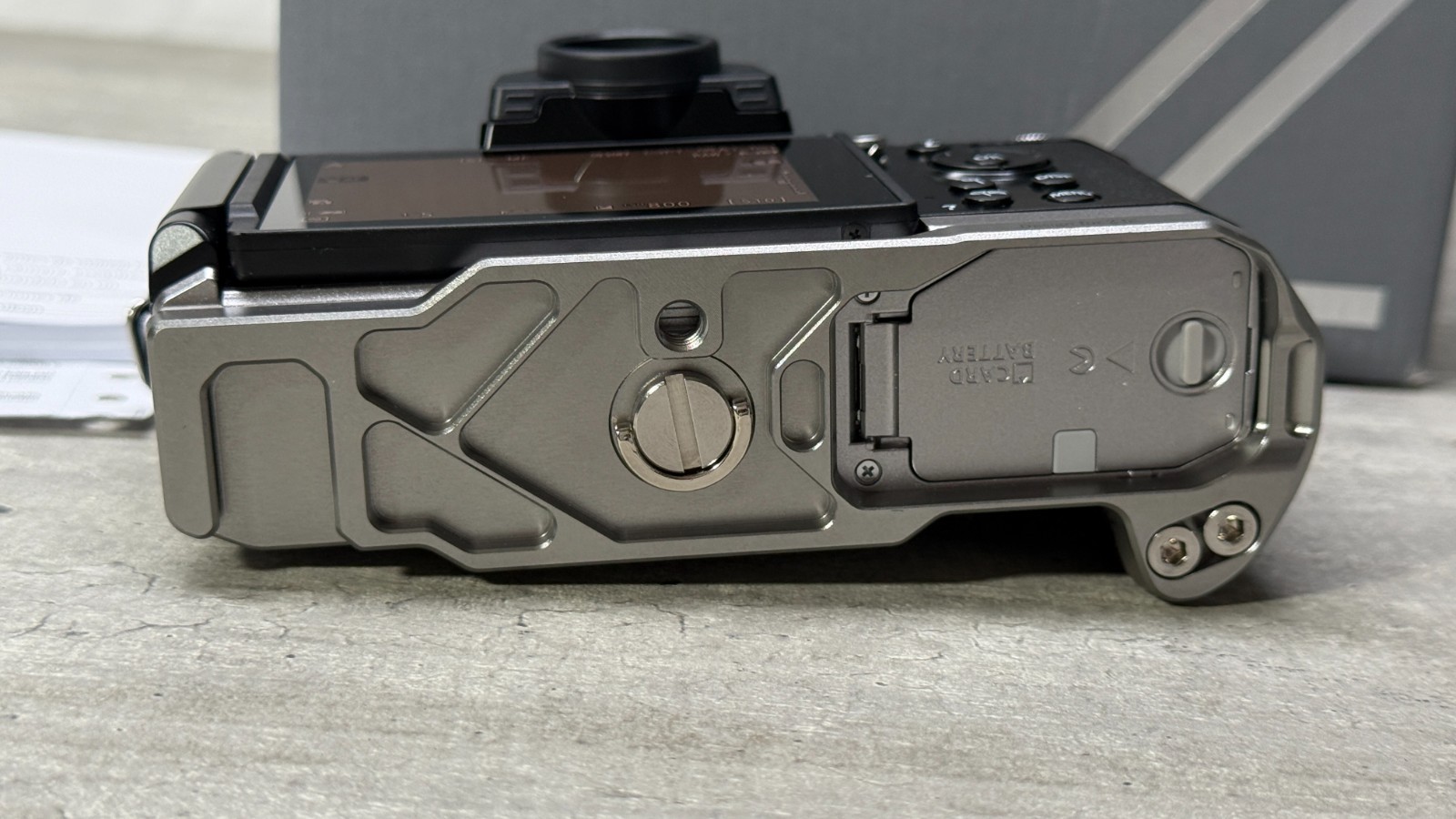 Nikon Z fc APS-C 20.9MP Camera Silver + Wood Grip/Arca Shutter# 1761 [Mint+++]