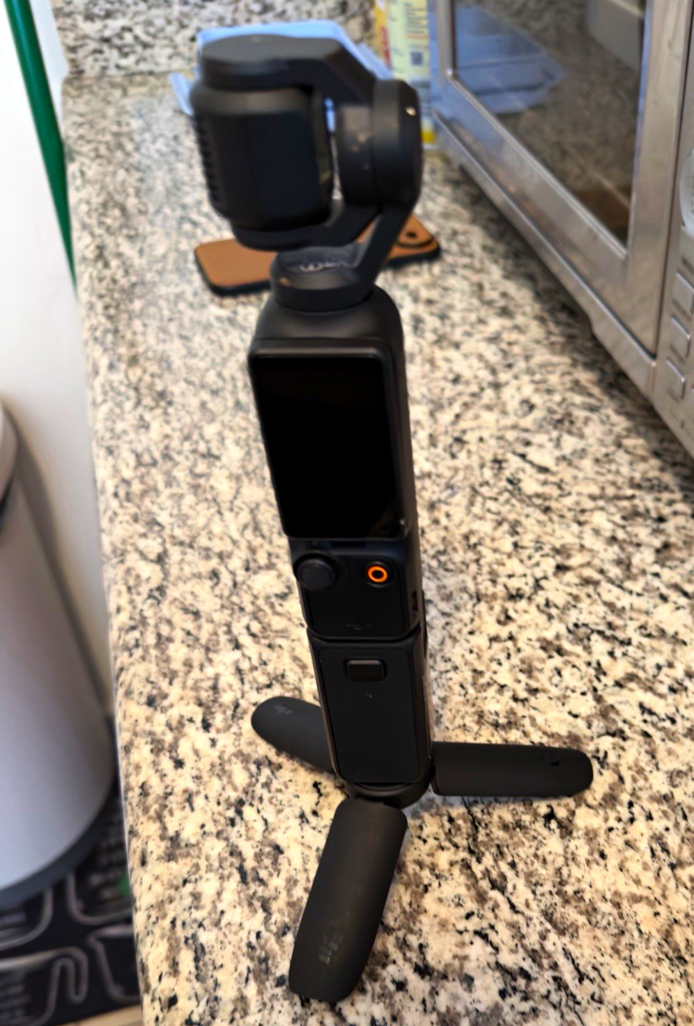 DJI Osmo Pocket 3 Handheld Gimbal Camera 9.4MP Black w/ Case, Mic, Tripod