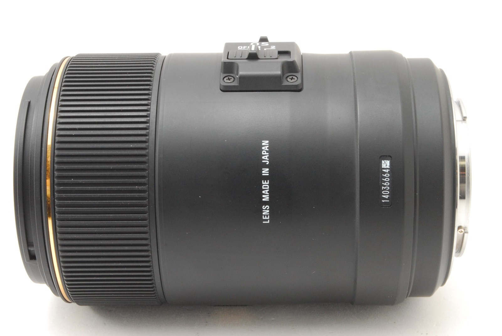 [Opt MINT] Sigma AF 105mm f/2.8 Macro EX DG OS HSM Sony Minolta A α From JAPAN