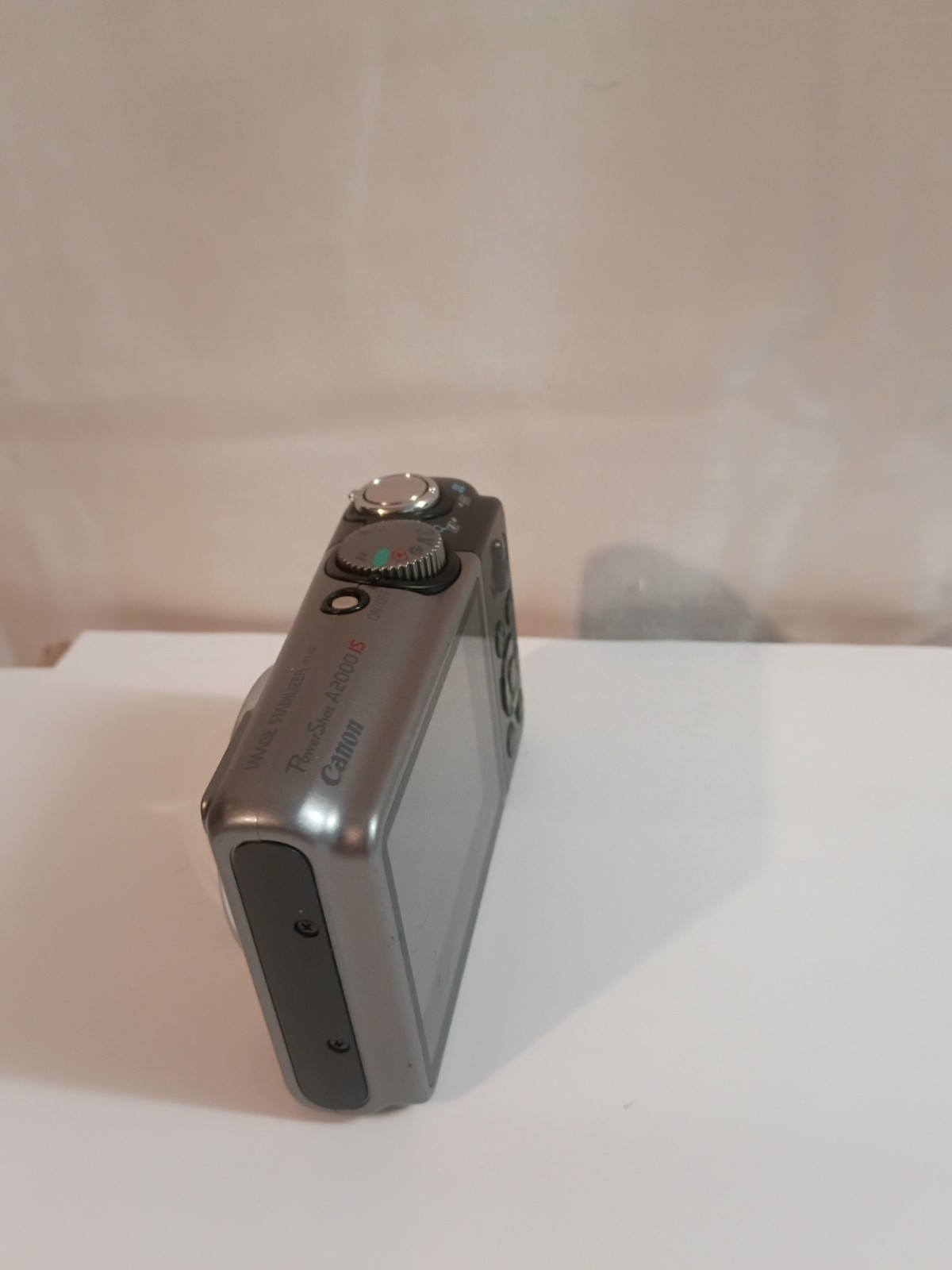 Canon PowerShot A2000 IS 10.0MP Digital Camera – Silver (Tested, Works!) 6x Zoom