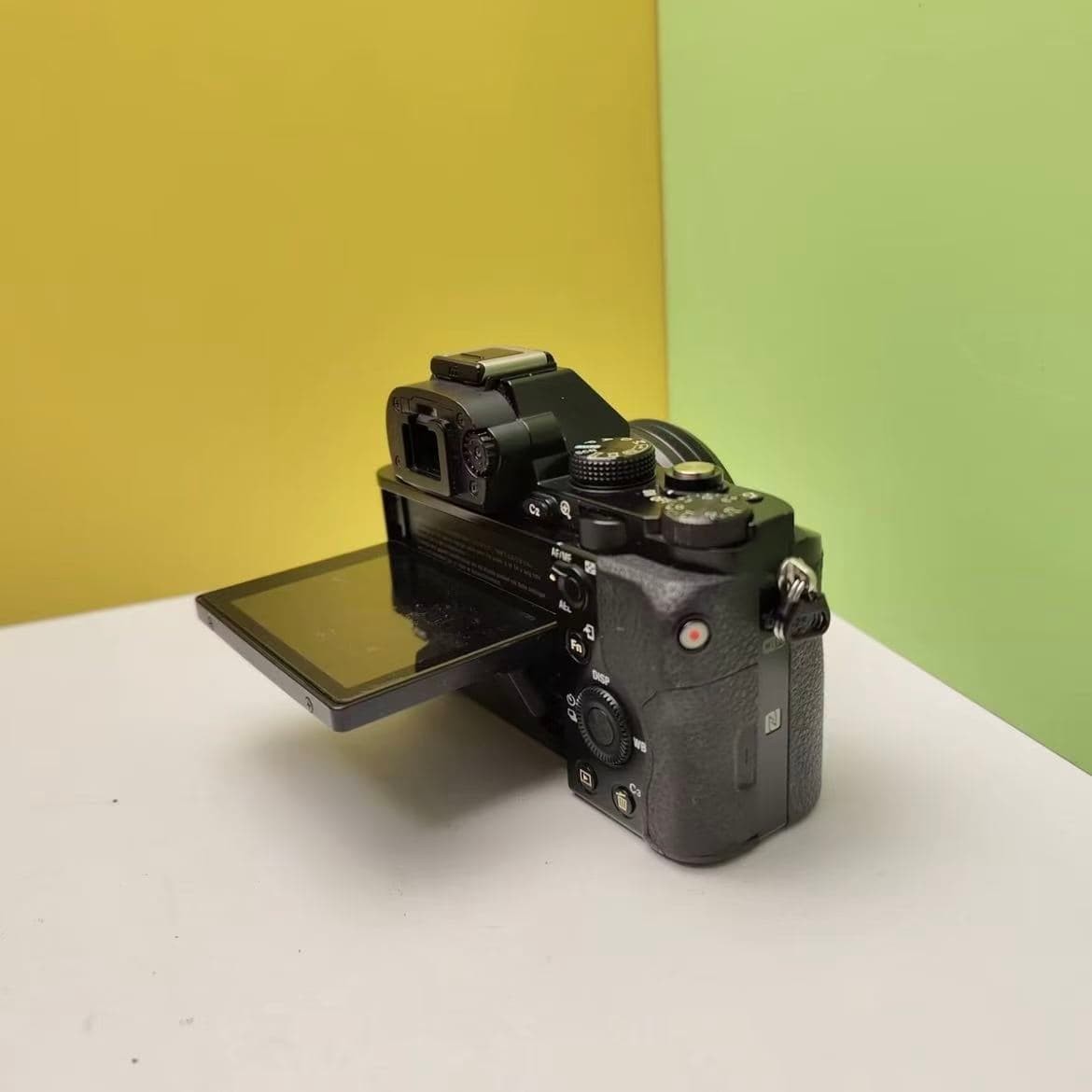 Sony Alpha A7 Mirrorless Digital Camera W/16-50mm Lens SD Good Condition Tested