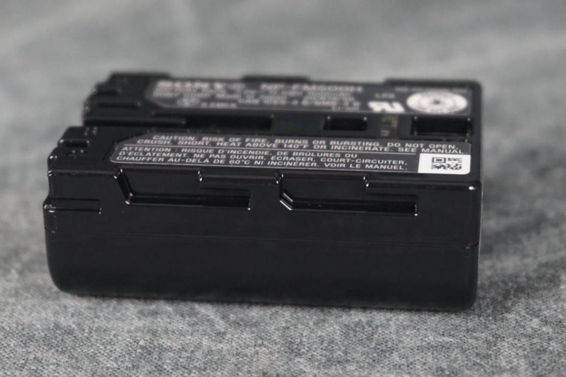 OEM Sony NP-FM500H 11.5Wh InfoLITHIUM M Alpha DSLR Li-ion Camera Battery Tested