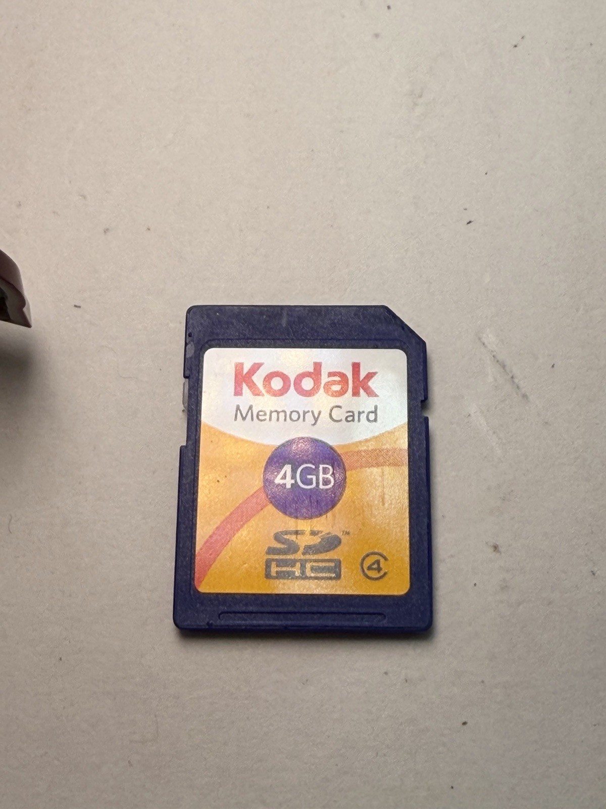 Nikon Coolpix L24 Red Compact Digital Camera 14MP w/ 3.6x BATTERY DOOR ISSUE