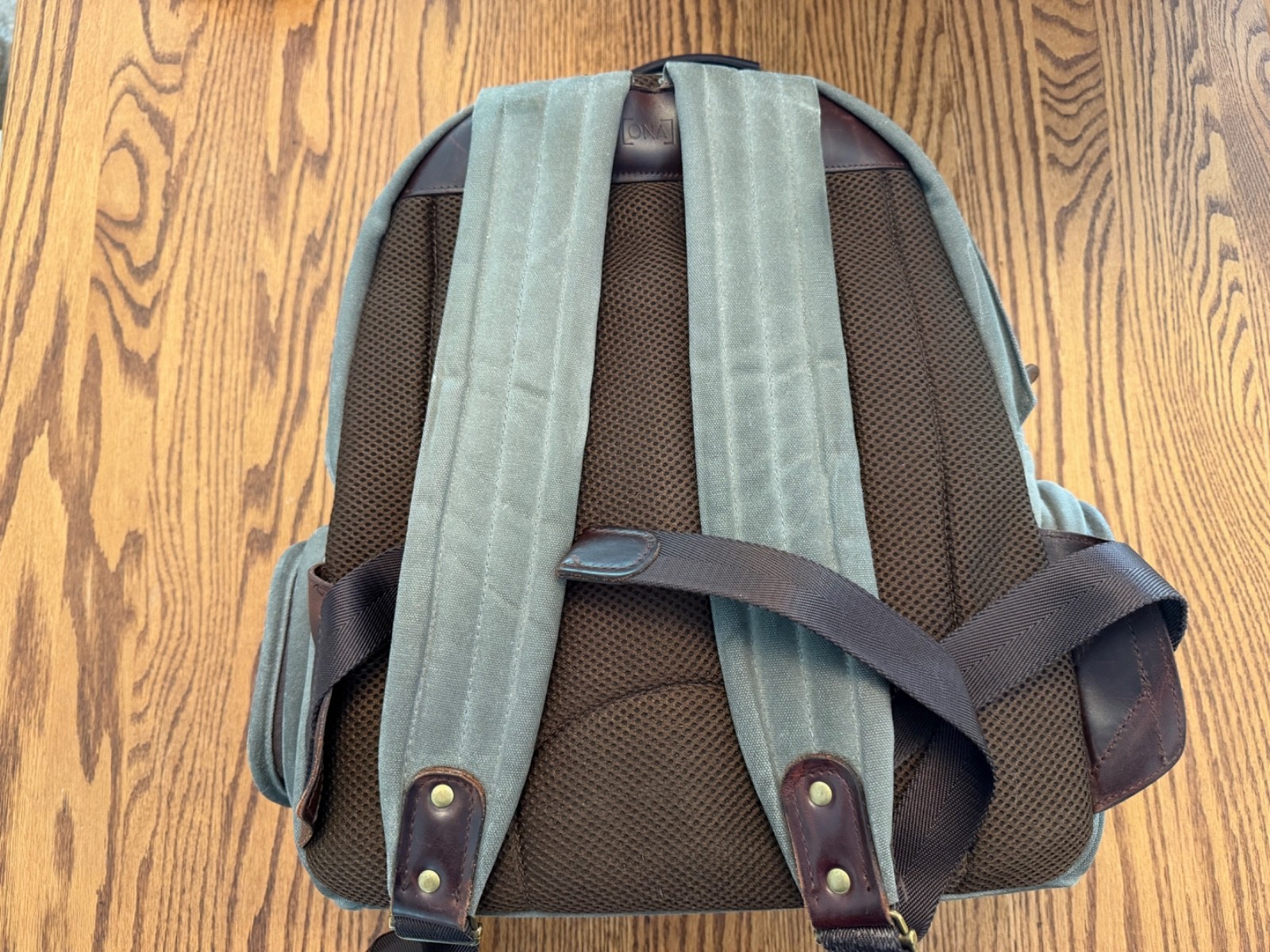 ONA – Bolton Street Backpack in Smoke gray – Missing Side zipper Pulleys
