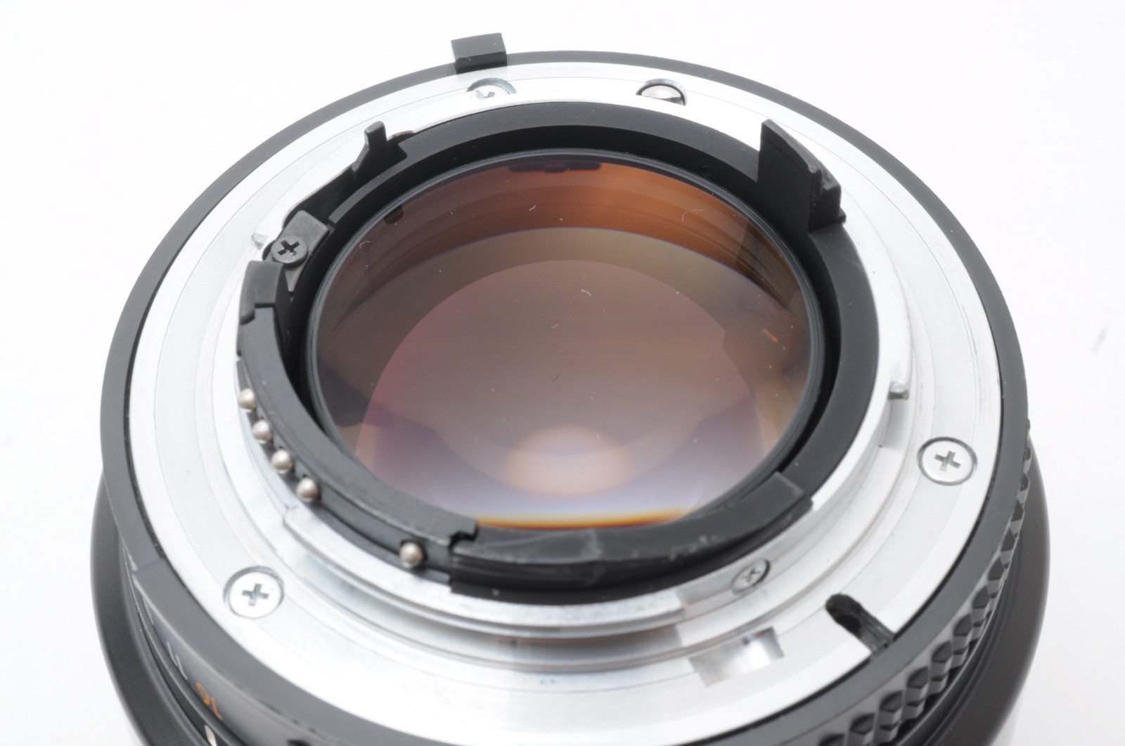 Nikon AI AF Nikkor 85mm F/1.8 Lens [Near MINT] with Front Rear Cap Hood.