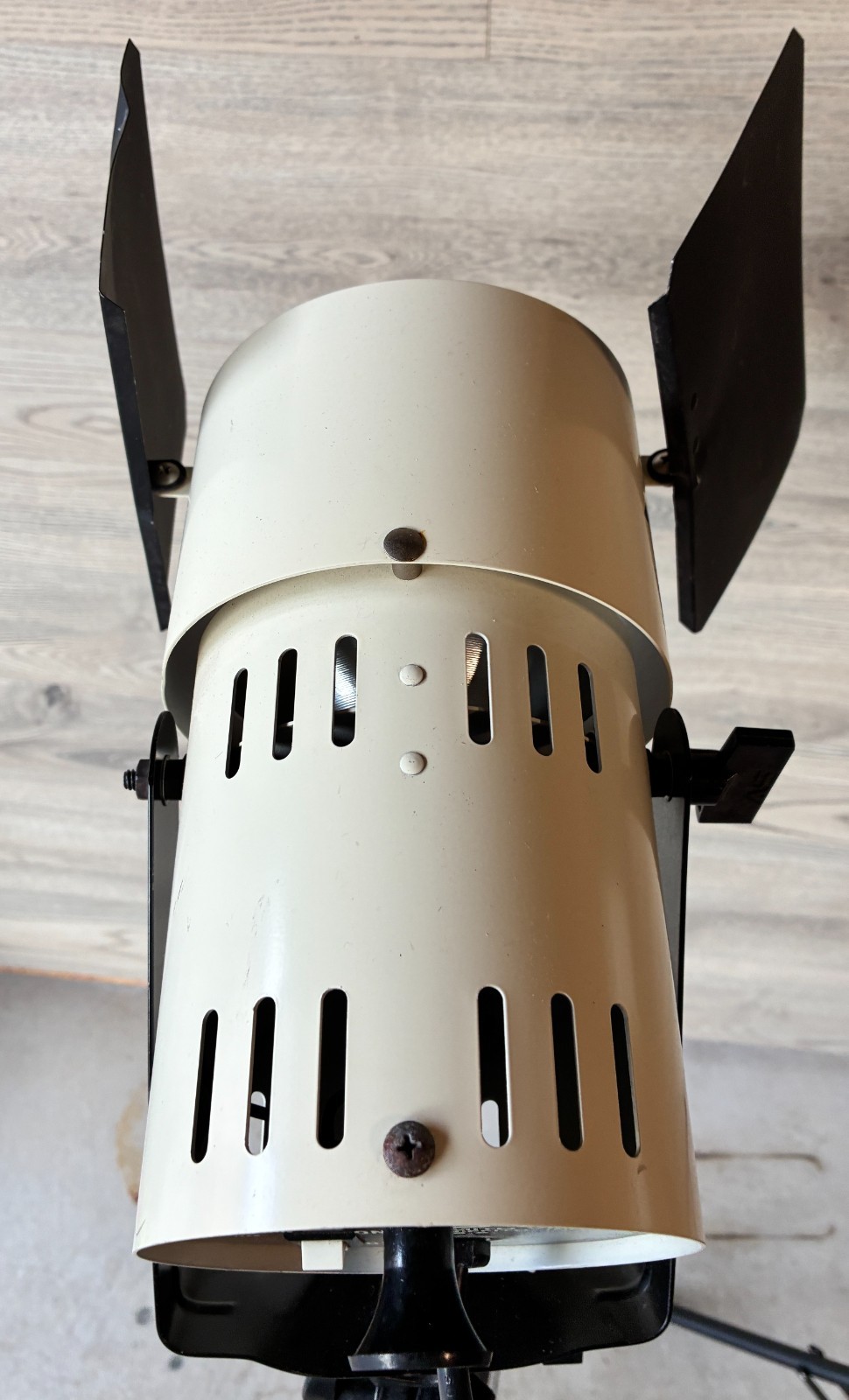 (3) Smith Victor – Q60 Video Lighting units w/ Light Stands… In Great Shape!