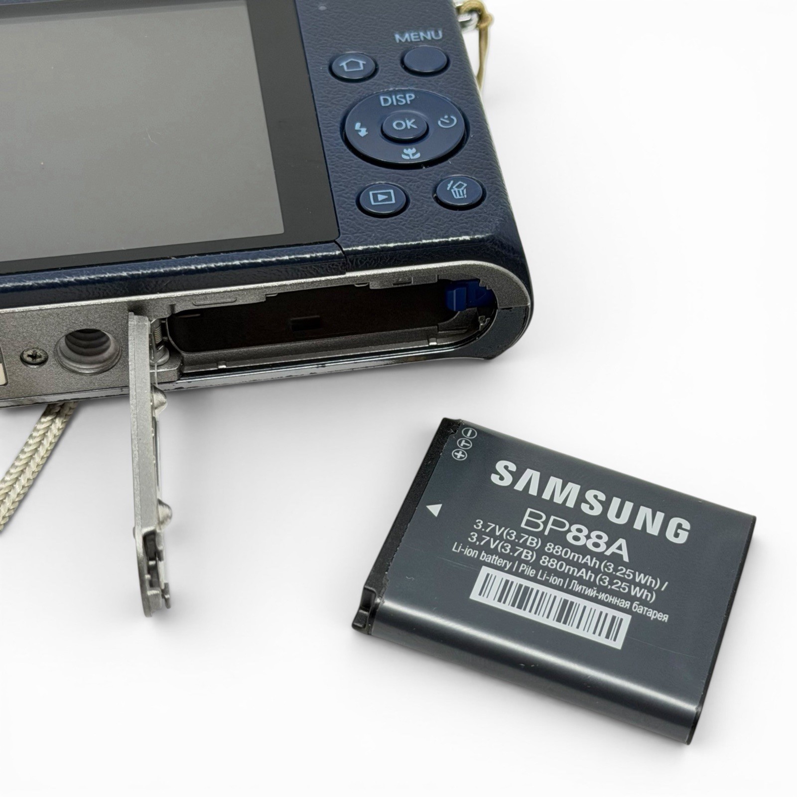 Samsung DV300F 16 MP HD Compact Digital Shoot Wifi Camera