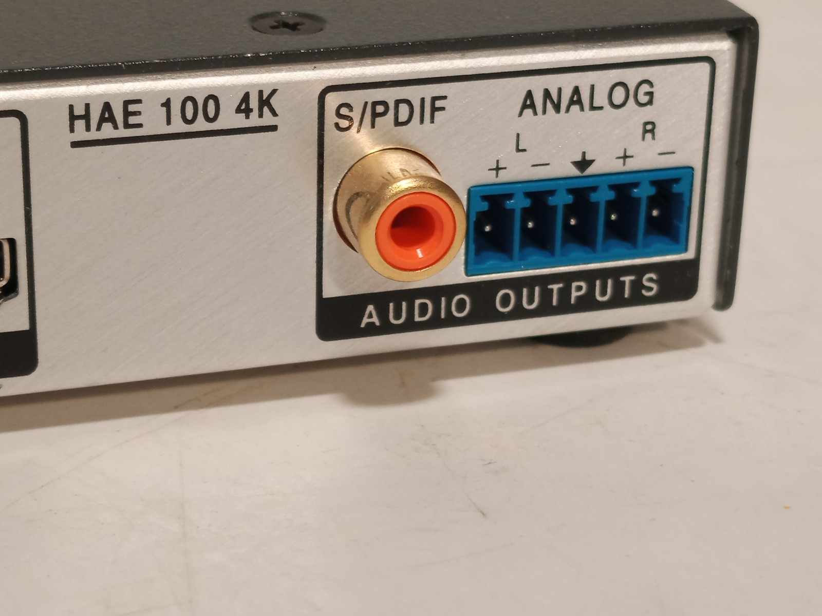 Extron HAE 100 4K HDMI Audio De-Embedder SPDIF Analog as shown