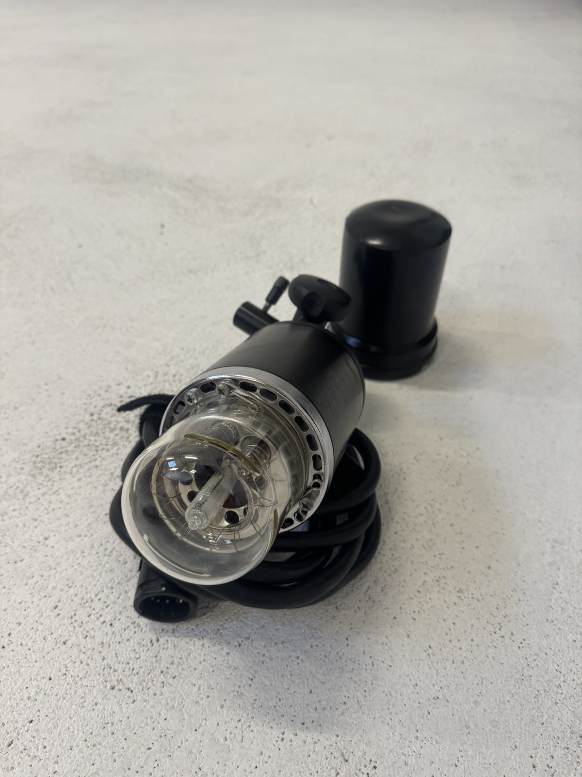 Profoto Pro 8A Air Power Plus Profoto 7 Head