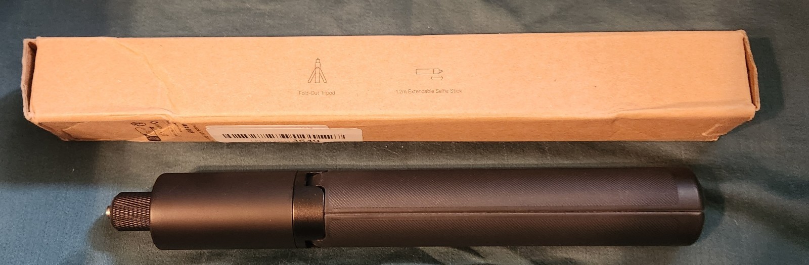 2-in-1 Invisible Selfie Stick and Tripod – Black