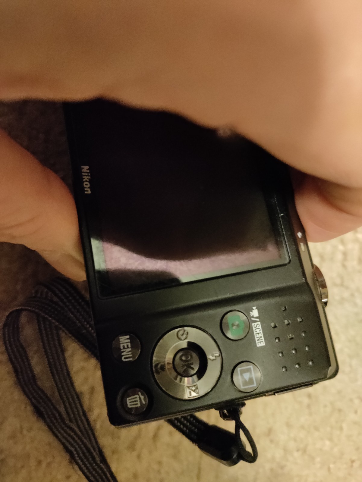 Nikon COOLPIX S570 Compact Digital Camera Black 12MP TESTED WORKING w/ battery