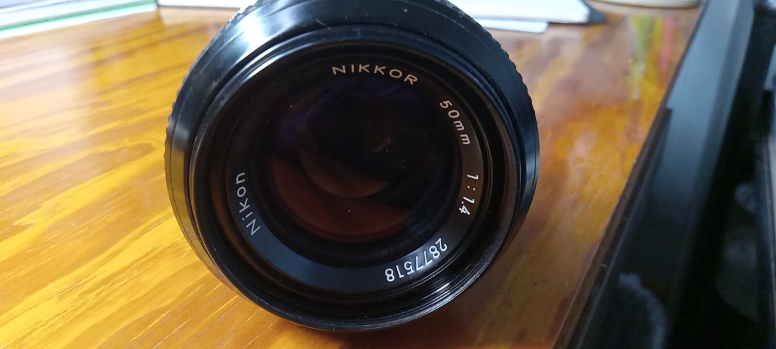 Nikkor 50mm 1.4 NON AI-S S/N 2877518 w/ caps