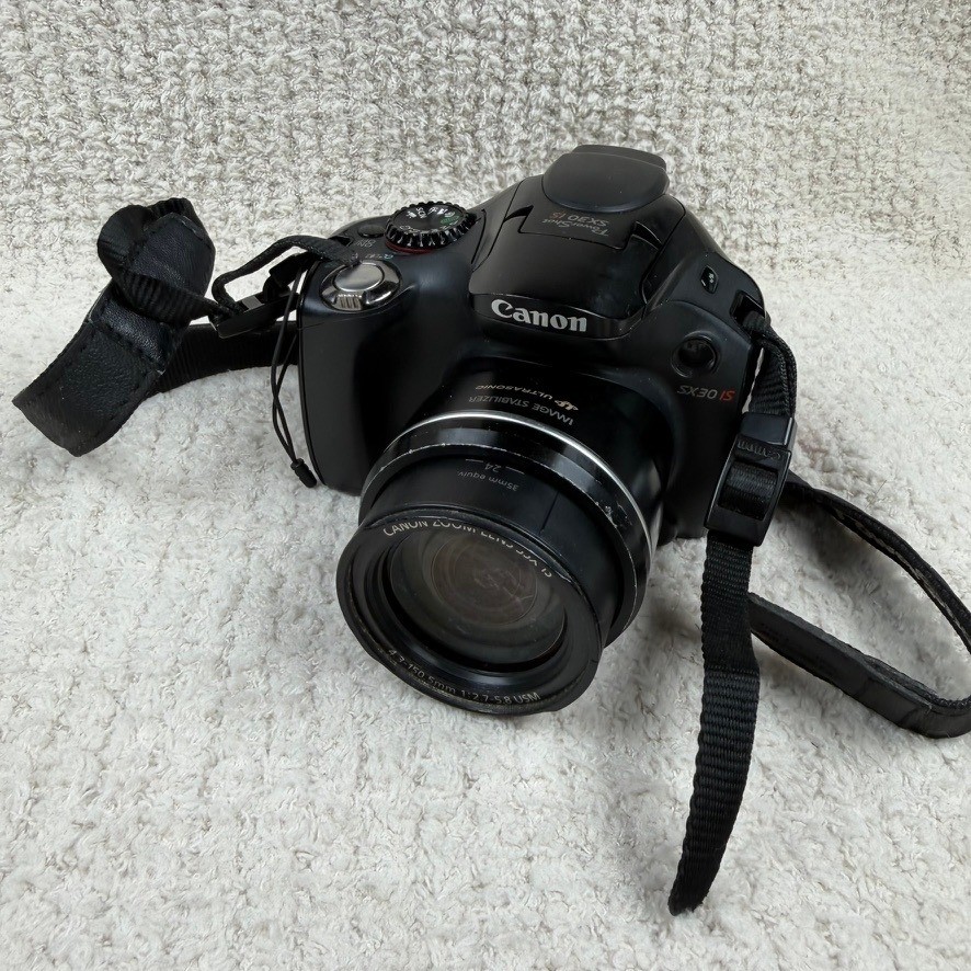 Canon PowerShot SX30 IS 14.1MP Digital Camera 35x Optical Zoom Black PLEASE READ