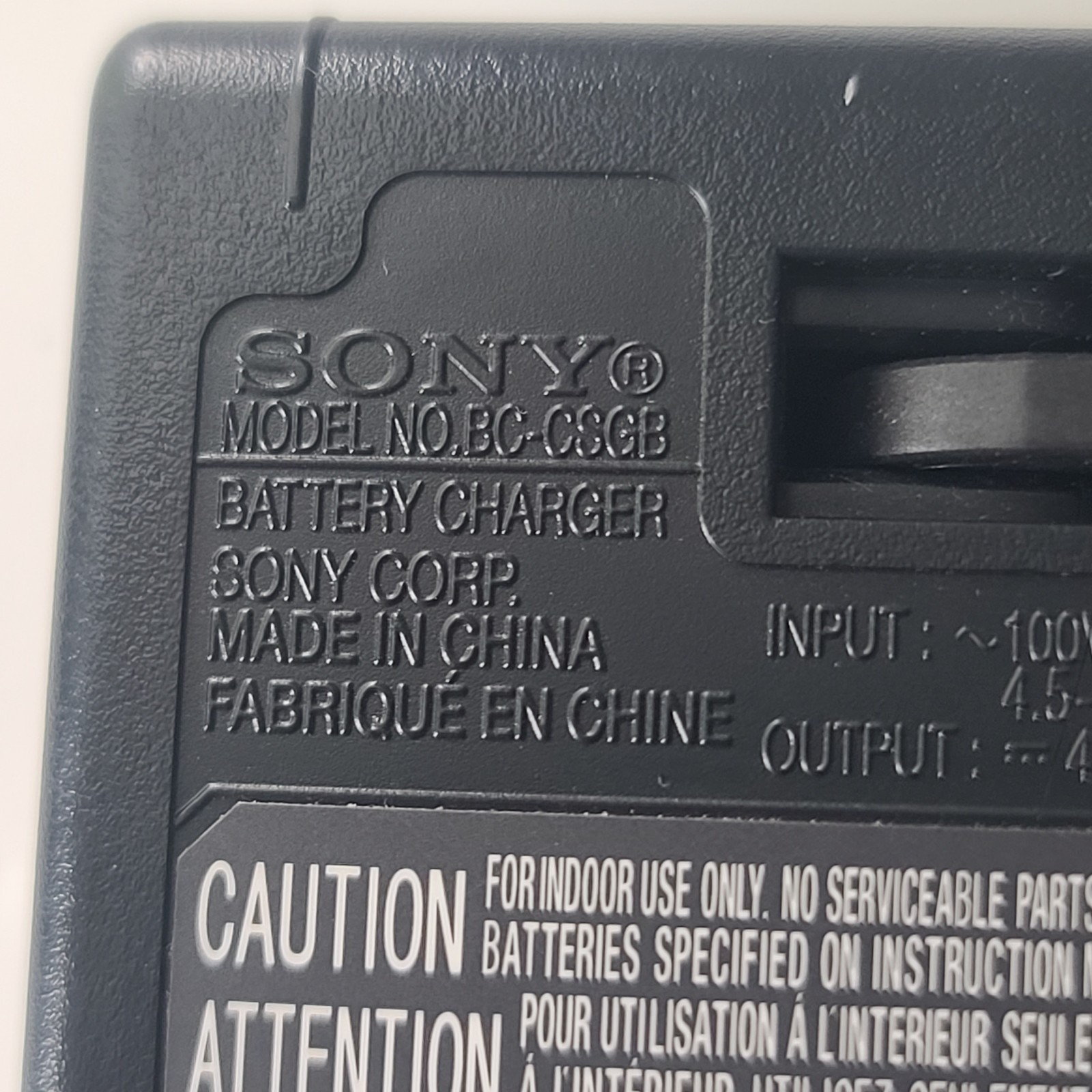 OEM Genuine Sony BC-CSGB Battery Charger for NP-BG1 or NP-FG1 battery