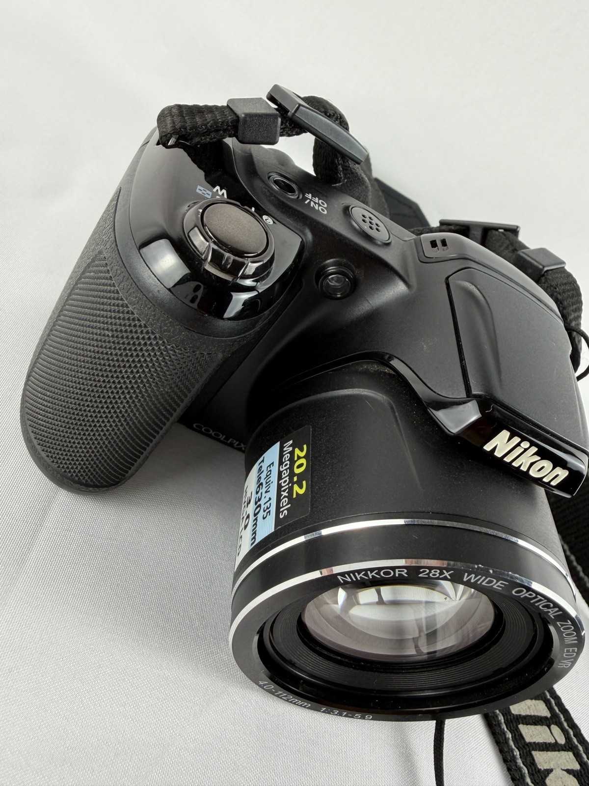 Nikon Coolpix L340 20.2MP Digital Camera Black 28x Zoom and 32gb SD card Tested