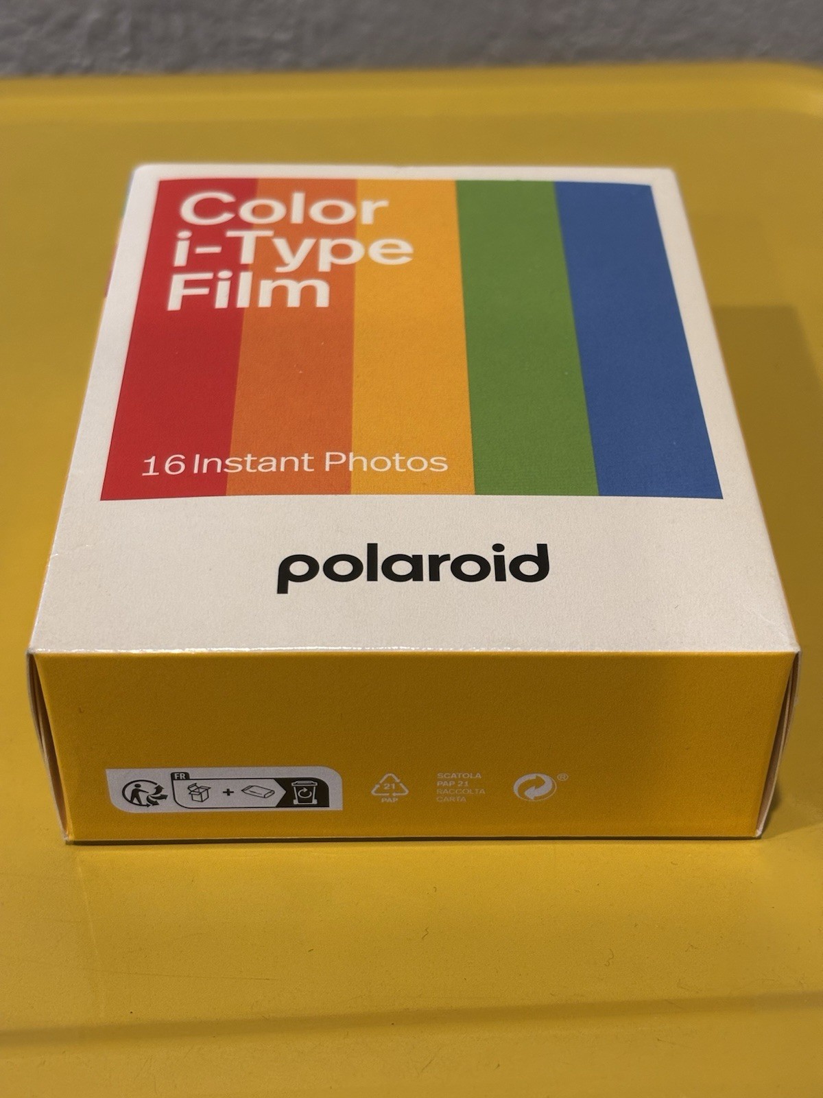 Polaroid Color I-Type Film 16 Instant Photos ASA 640 Production Date 01-26
