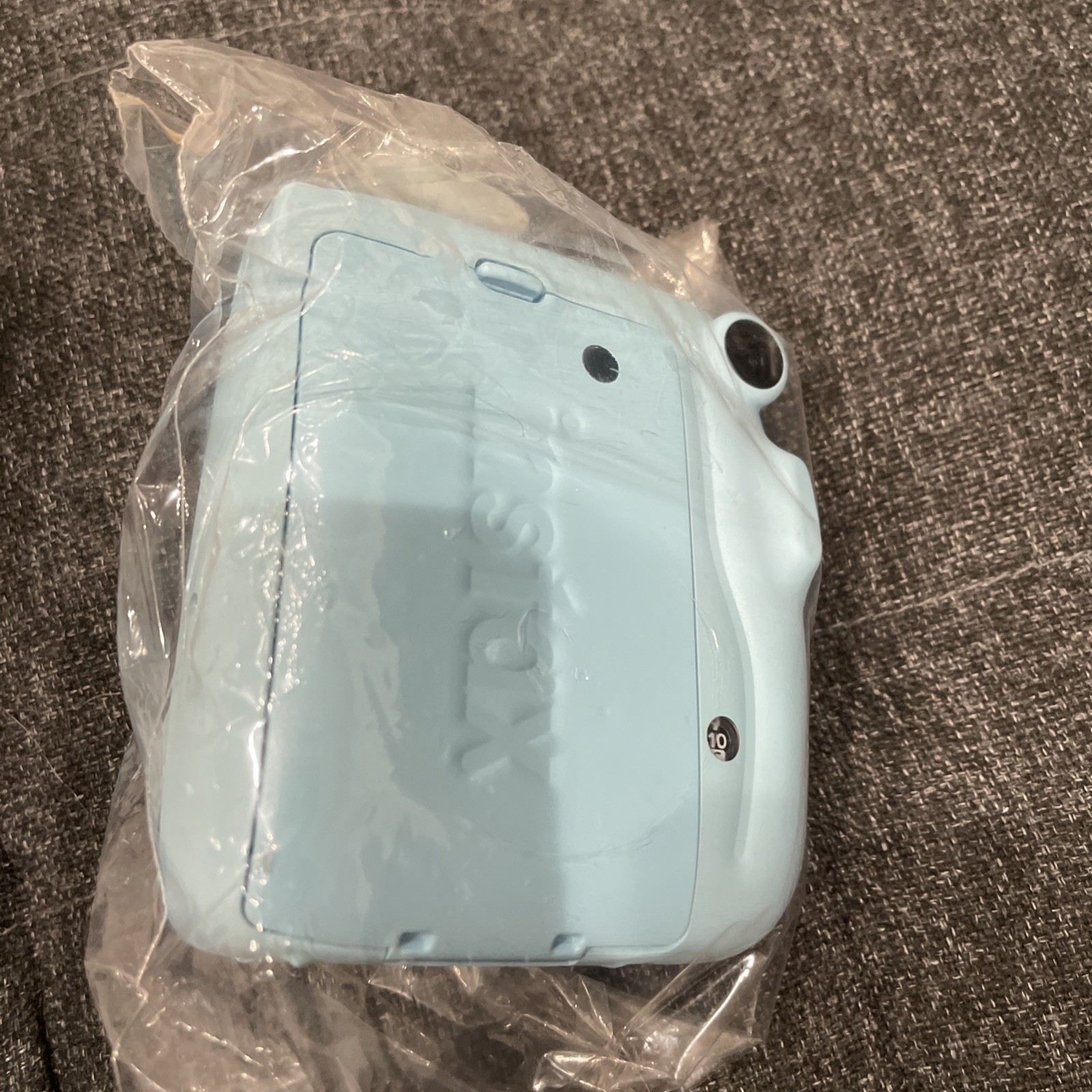 Fujifilm Instax Mini 11 Instant Camera – Sky Blue Refurbished
