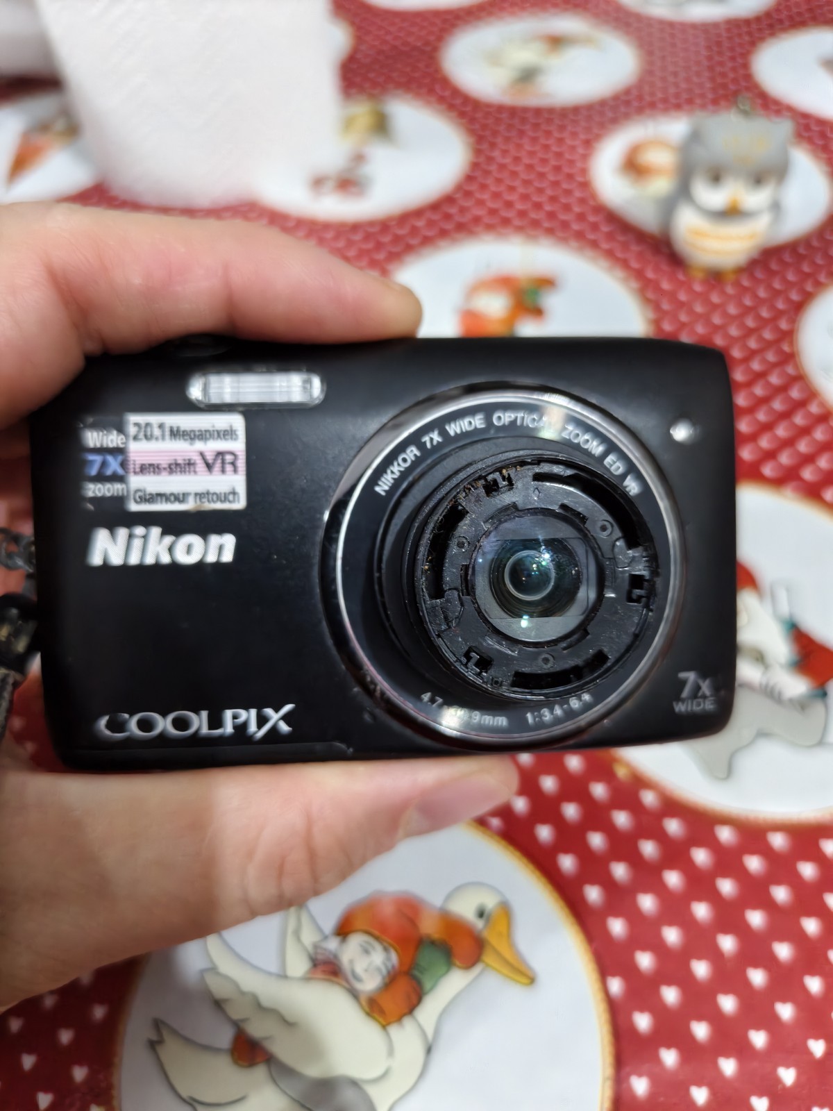 Nikon Coolpix S3500 Camera