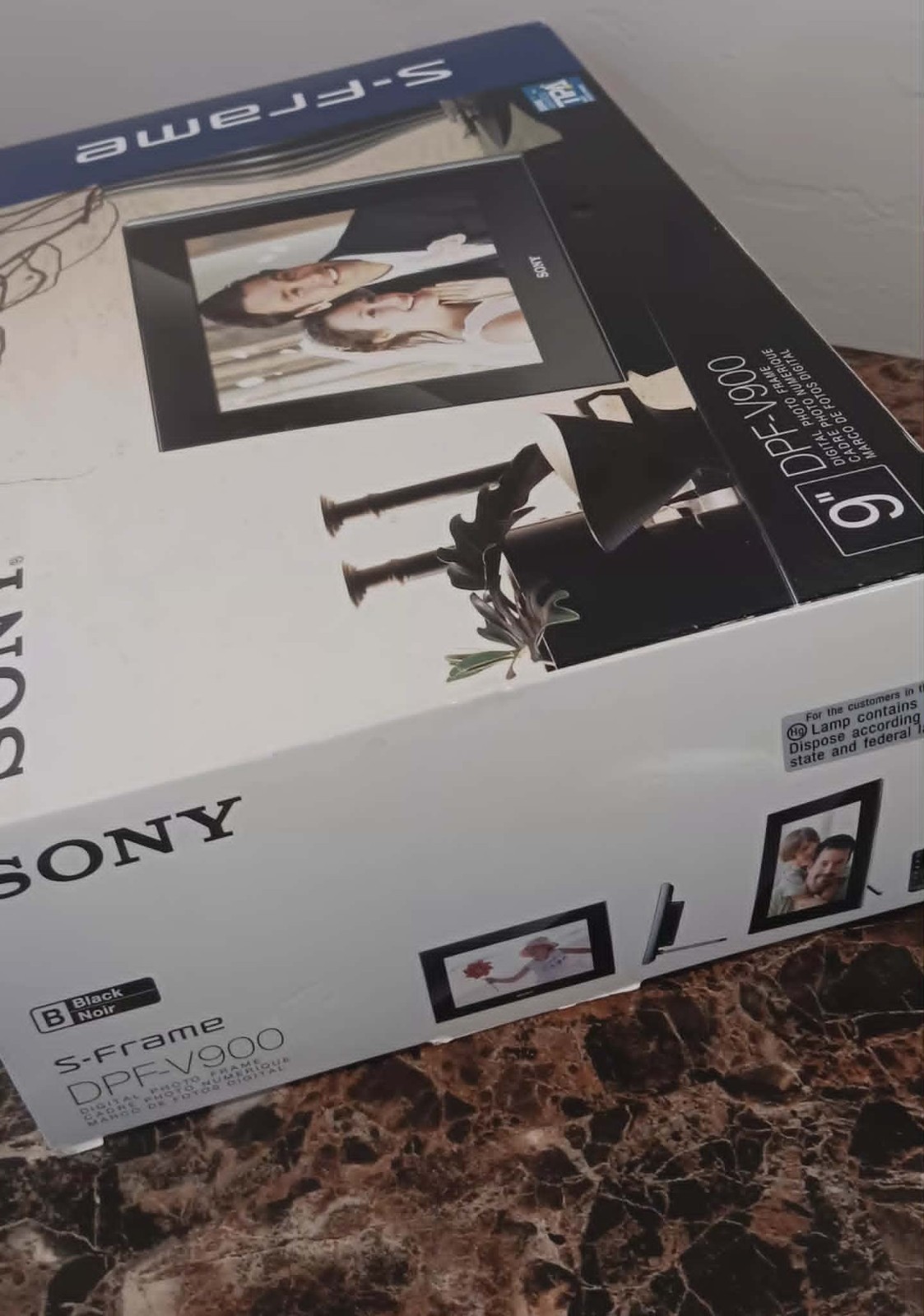 SONY S-FRAME 9″ LCD FRAME – DPF-V900 – DIGITAL PICTURE FRAME – NEW