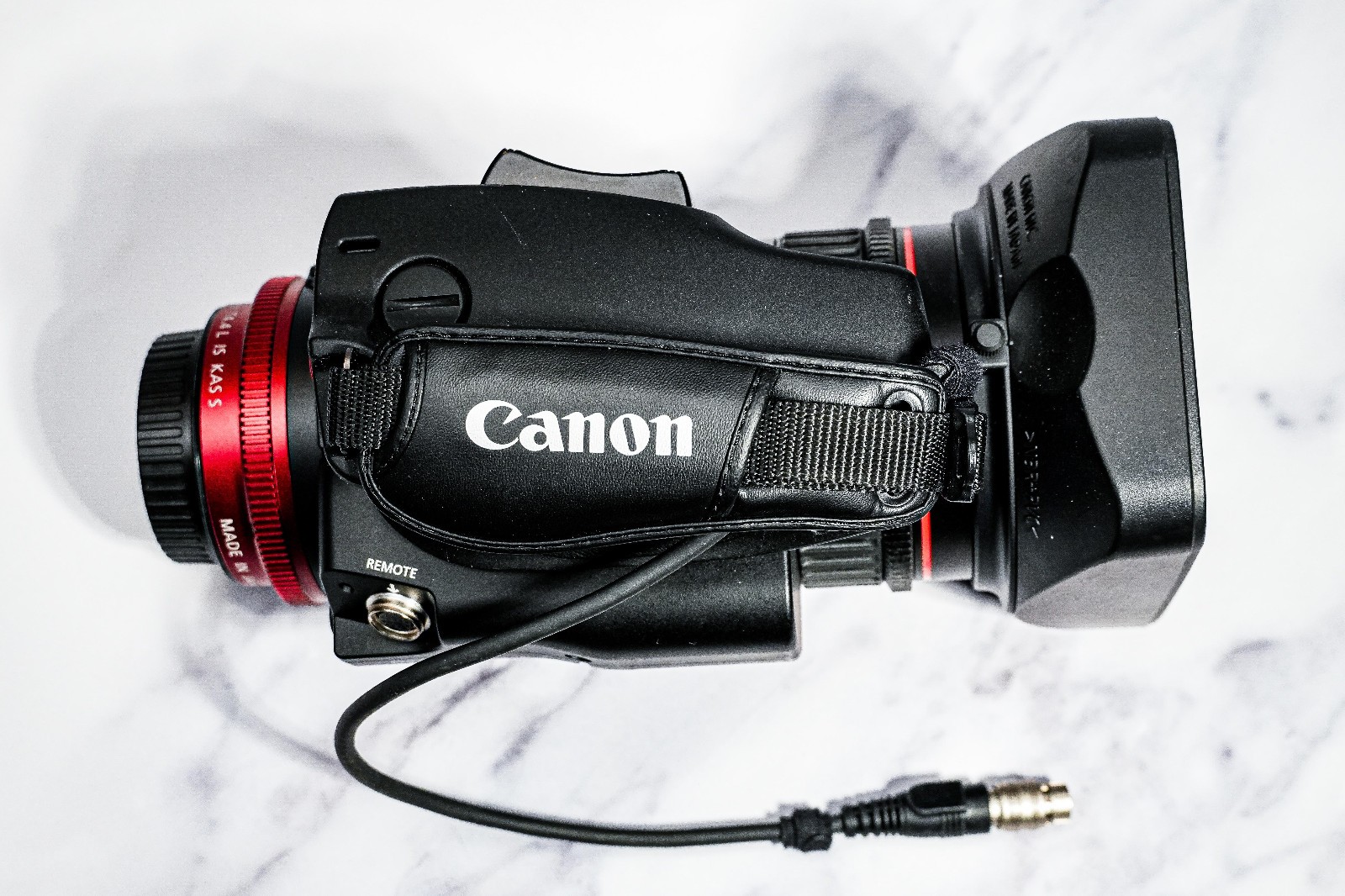 Canon CN-E 18-80mm T4.4 COMPACT SERVO Cinema Zoom Lens (EF Mount) w/ Zoom Grip