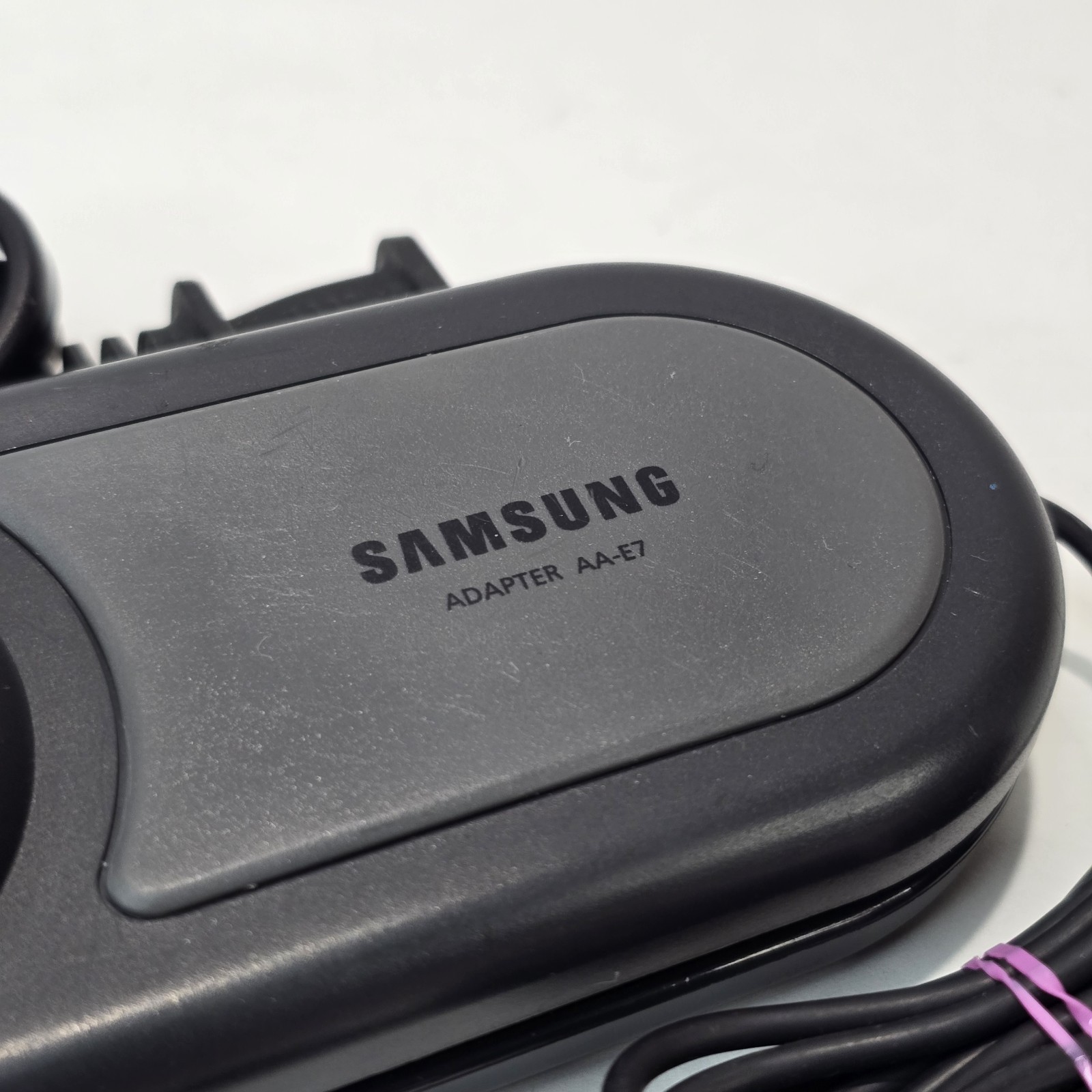 Samsung SCD80 Mini DV Digital Camcorder 400x Zoom + AA-E7 AC Power Adapter READ