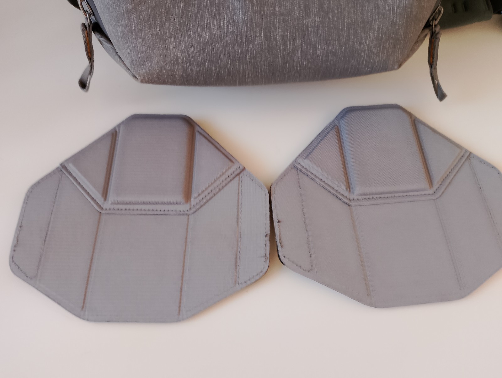 Peak Design Everyday Sling – 6L | Ash | Sling or ShoulderCarry. Excellent!