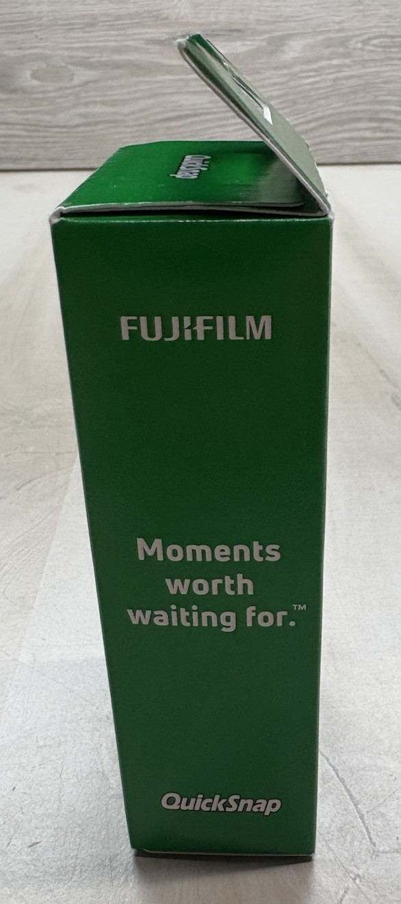 Fujifilm QuickSnap Disposable Camera 27 Exposure Exp 01/2028 NIB