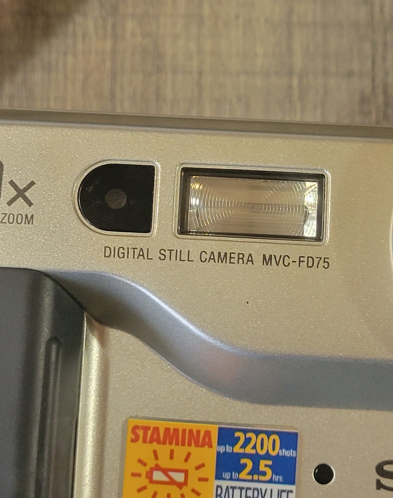 Sony Mavica MVC-FD75 0.4MP Digital Camera – Silver and Black