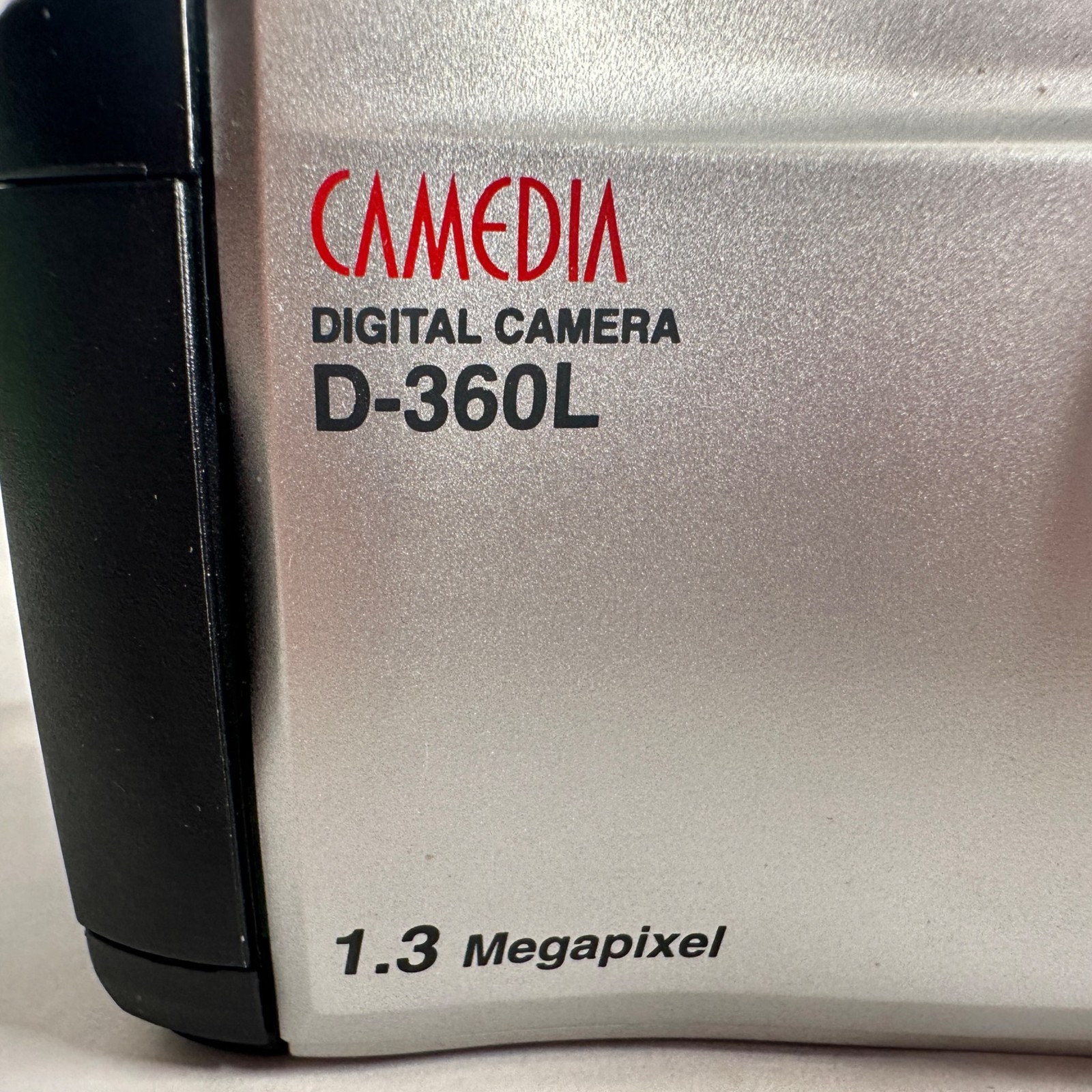 Olympus Camedia D-360L Digital Camera 1.3 Megapixel Silver TESTED