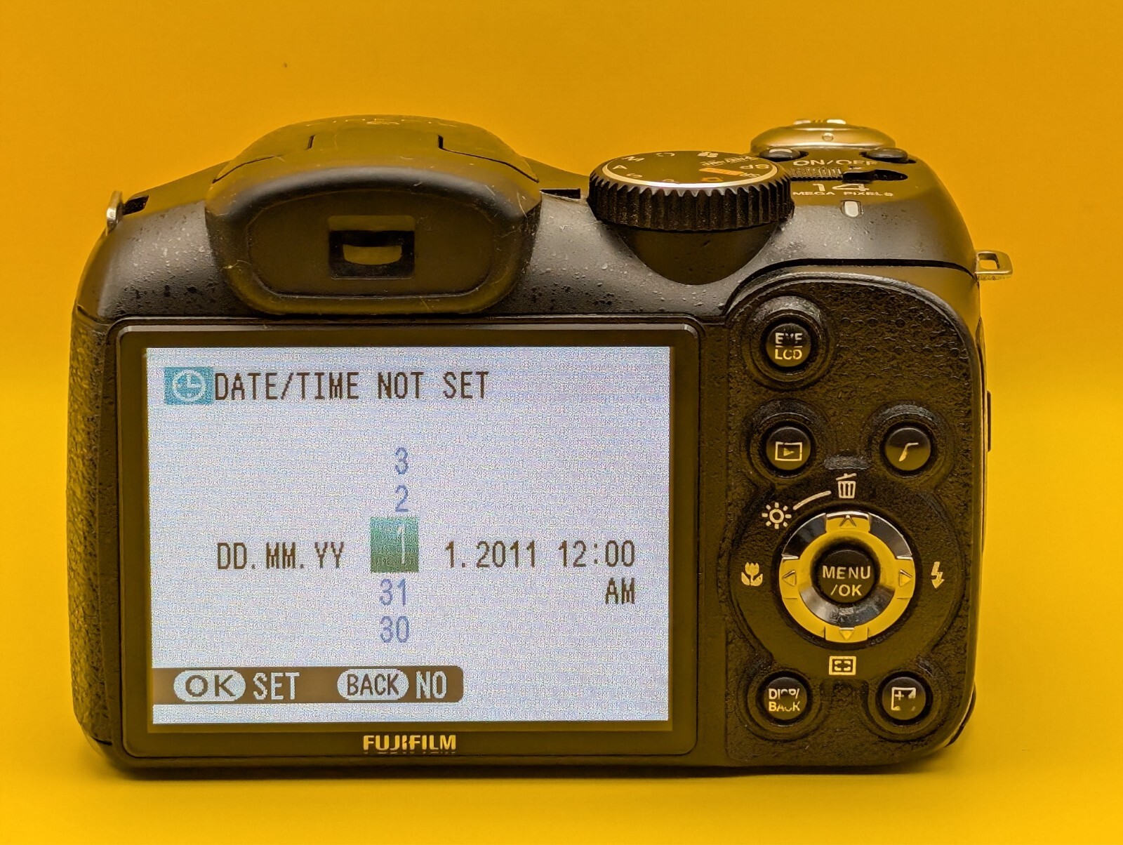 Fujifilm FinePix S2950 14mp