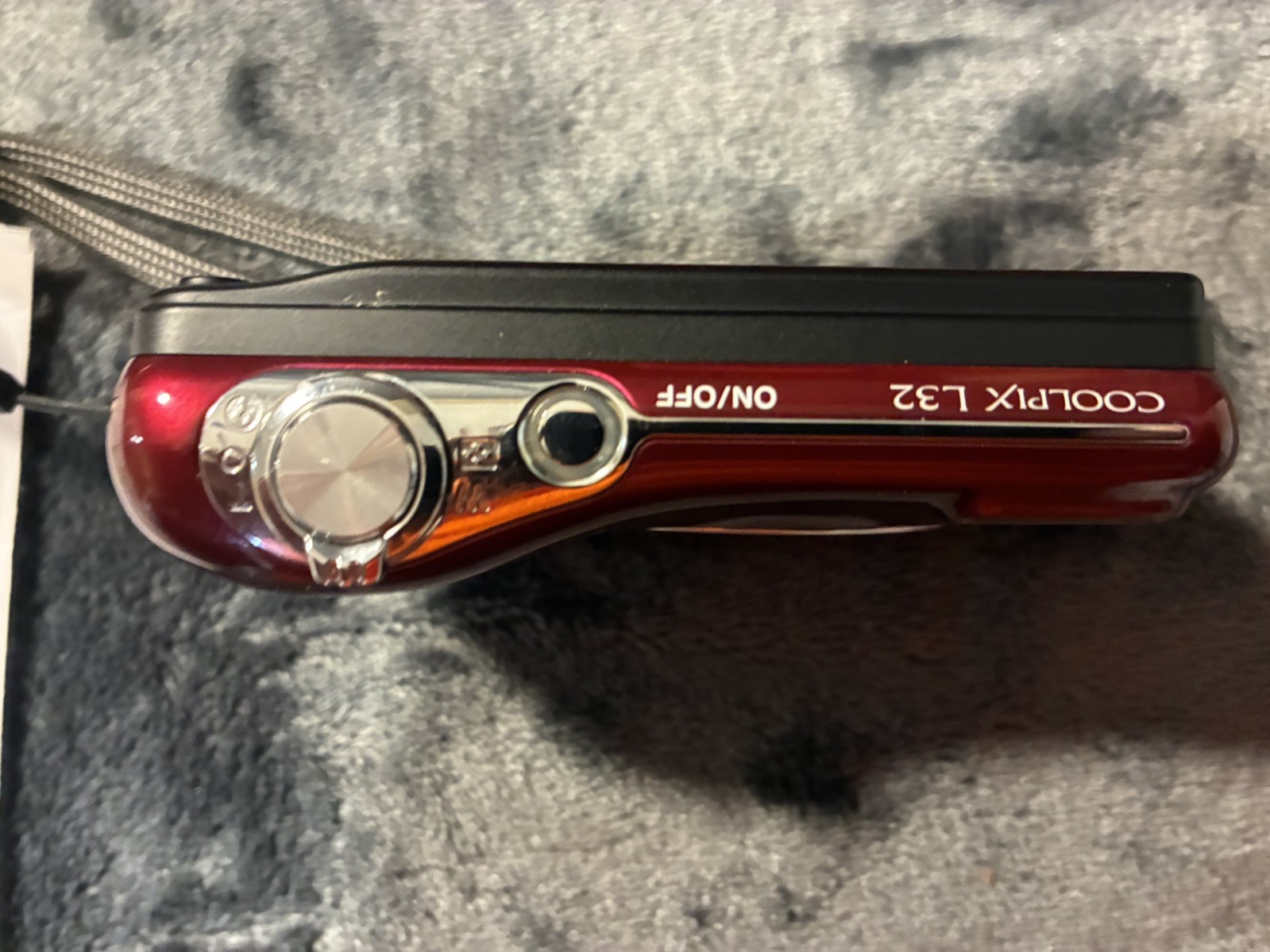 Nikon Coolpix L32 Red 20.1 Megapixel Digital Camera 5x Zoom Pristine Open Box