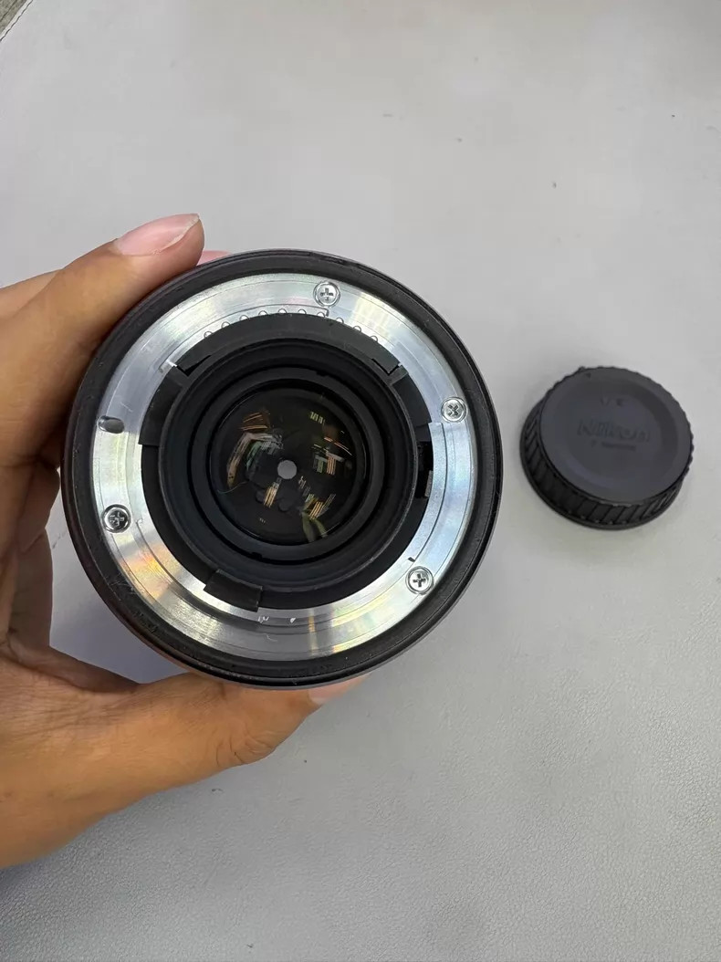 Nikon AF-S Nikkor 14-24mm f/2.8G Ed Lens Standard Lens for Nikon – 95% New