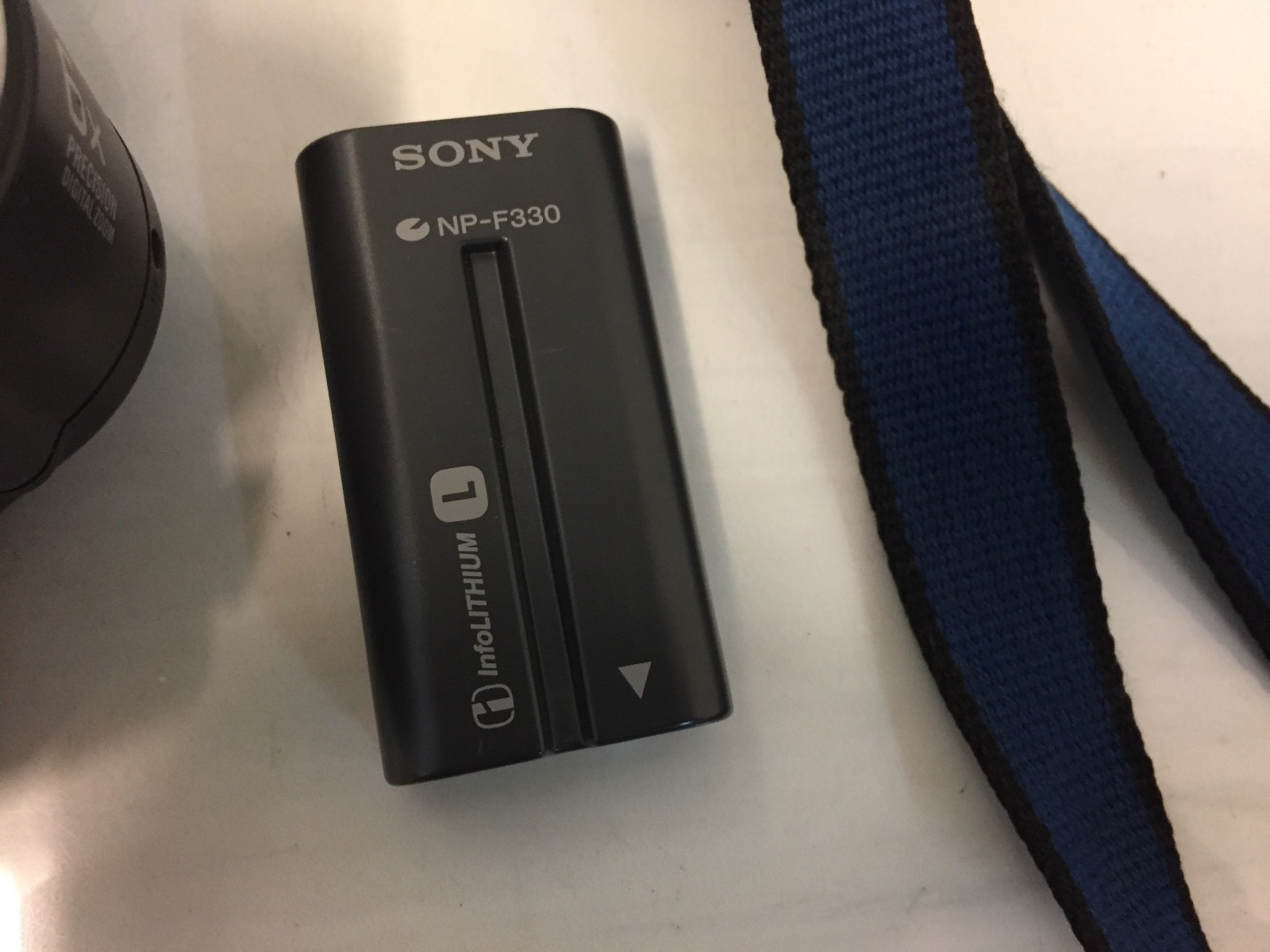 Sony FD Mavica MVC-FD87 1.3MP Vintage Floppy Disk Digital Camera
