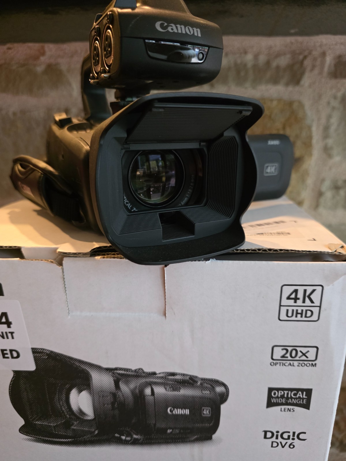 Canon XA60 Professional UHD 4K Camcorder (Pal)