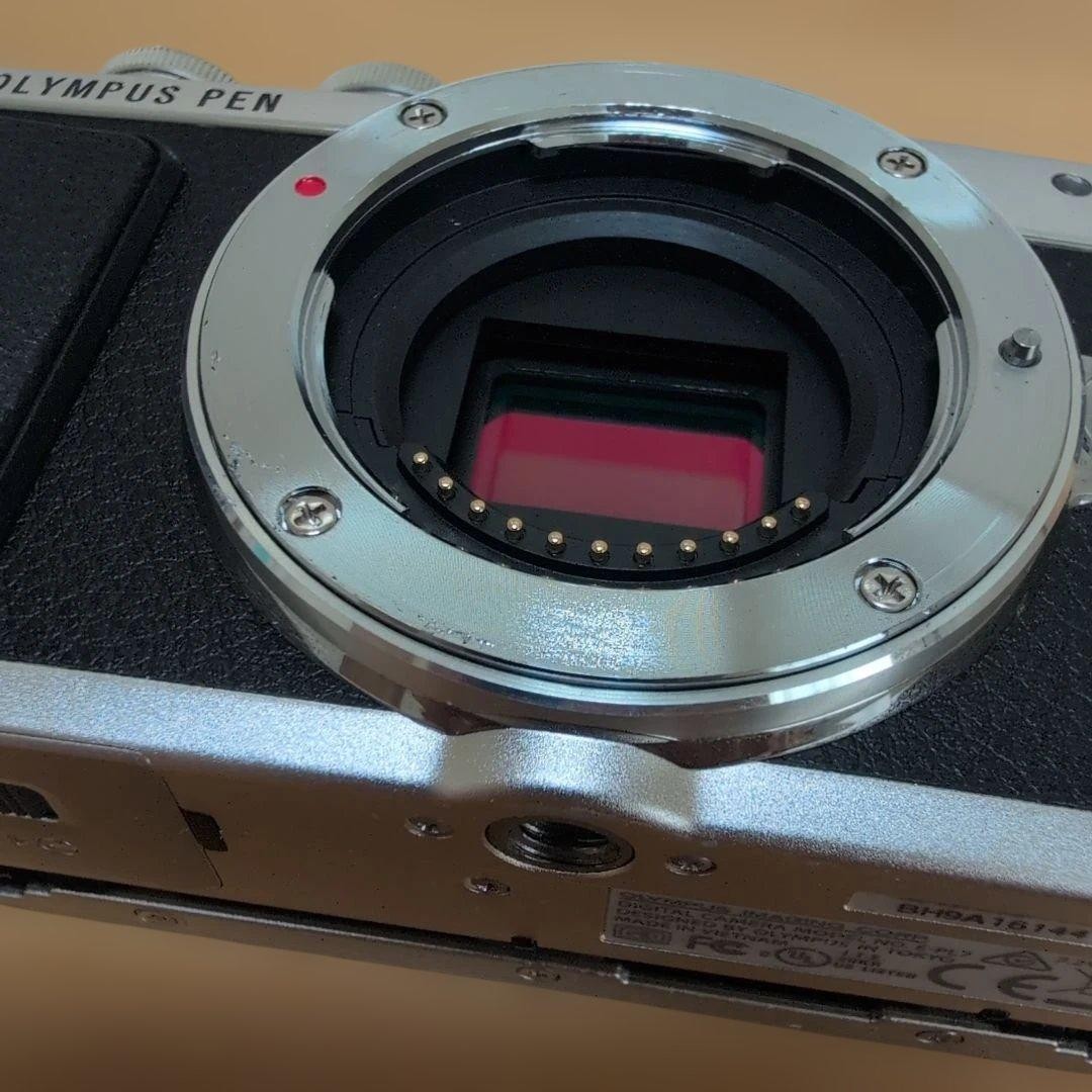 OLYMPUS PEN Lite E-PL7 Film Camera Micro Four Thirds Silver/Black JP