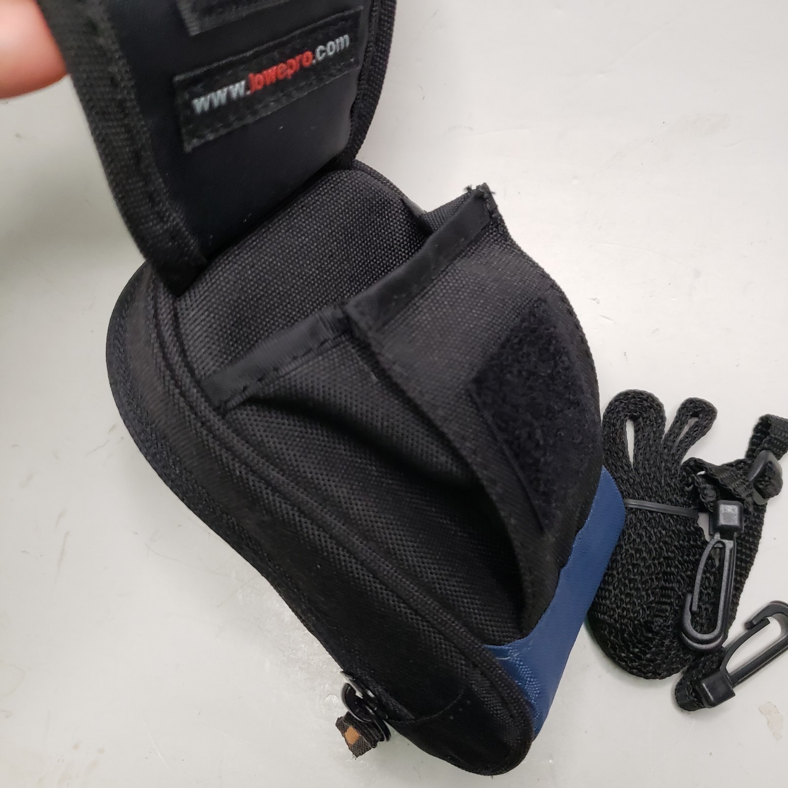 LOWEPRO Ridge Digital Camera Bag 30 with Shoulder Strap Blue/Black