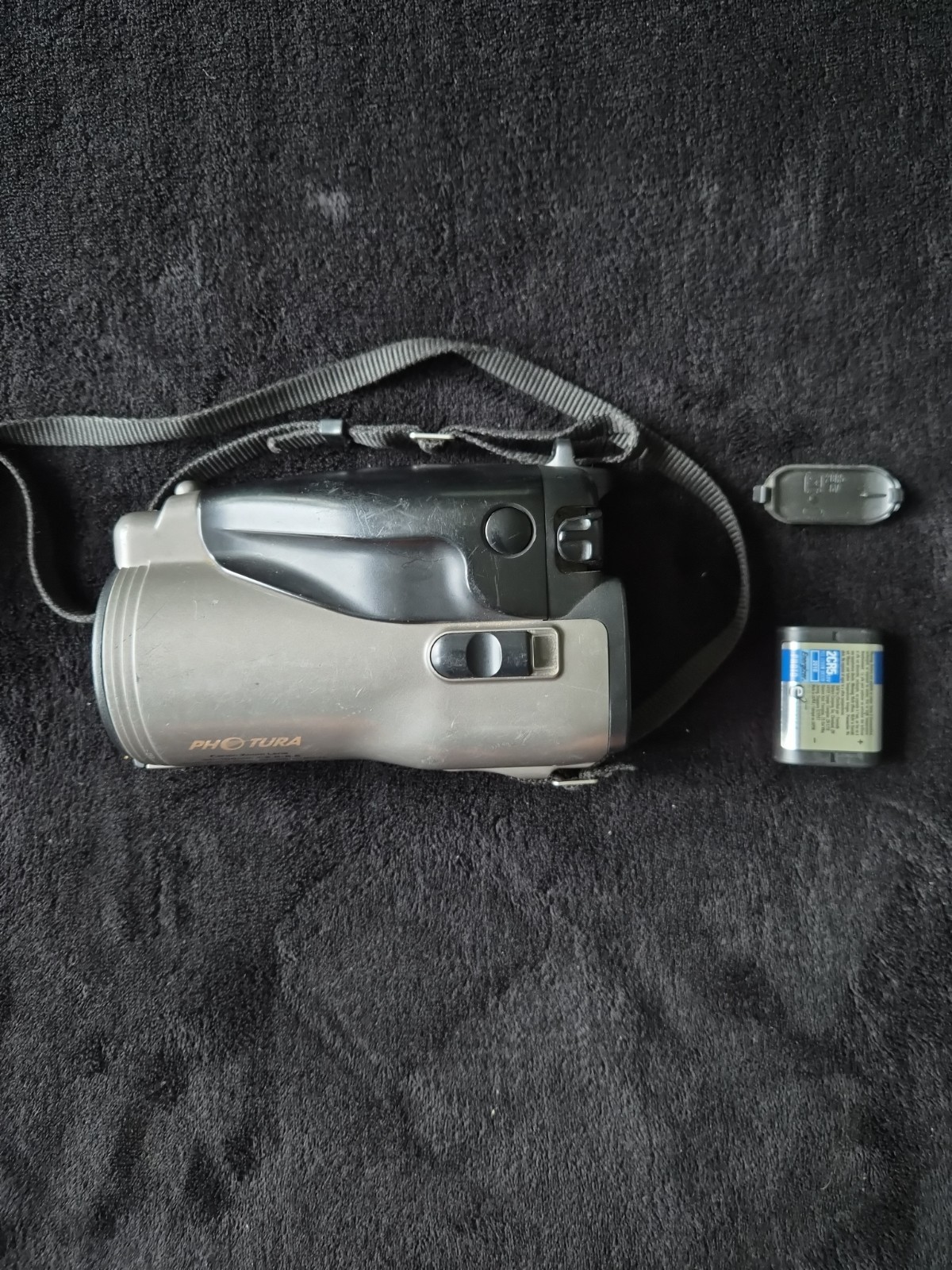 Canon Photura Canon Zoom Lens 35-105mm Auto Zoom Flash Film Camera Untested