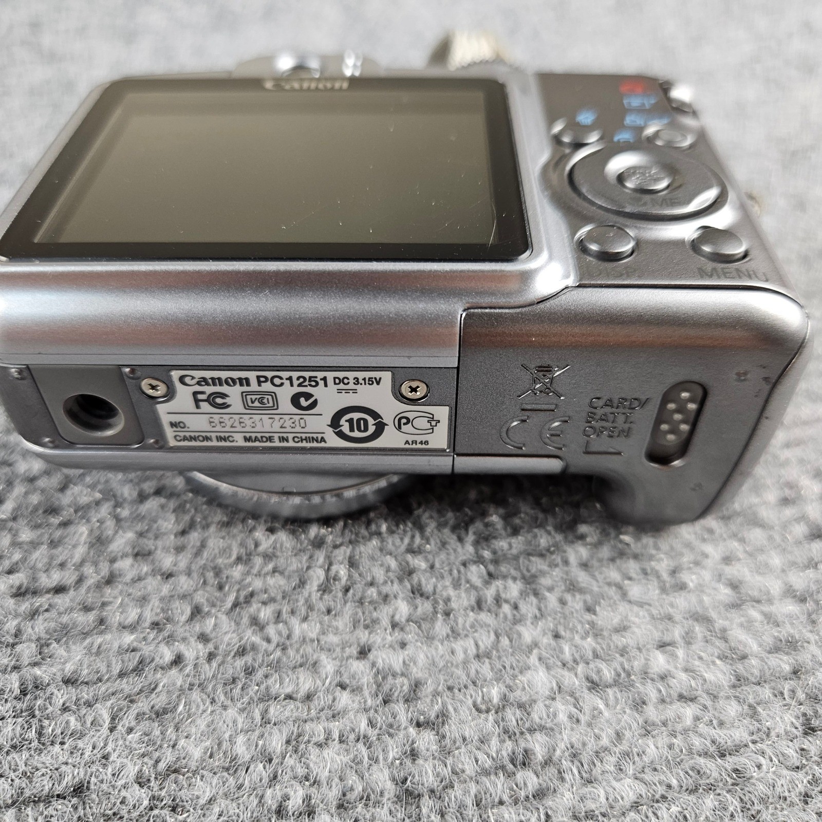 Sony Mavica MVC-FD200 Digital Camera 2.0MP Floppy Disk Memory Stick Silver Grey