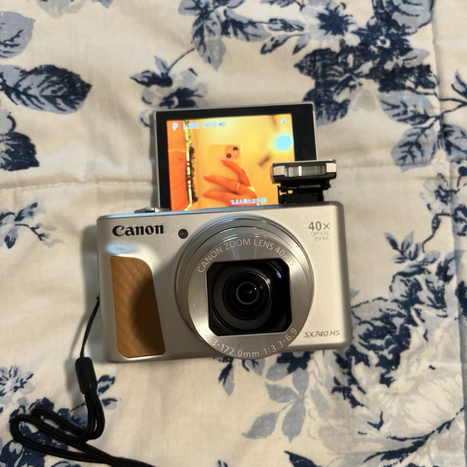 Canon PowerShot SX740 HS Compact Digital Camera 20.3MP 40x Zoom Silver