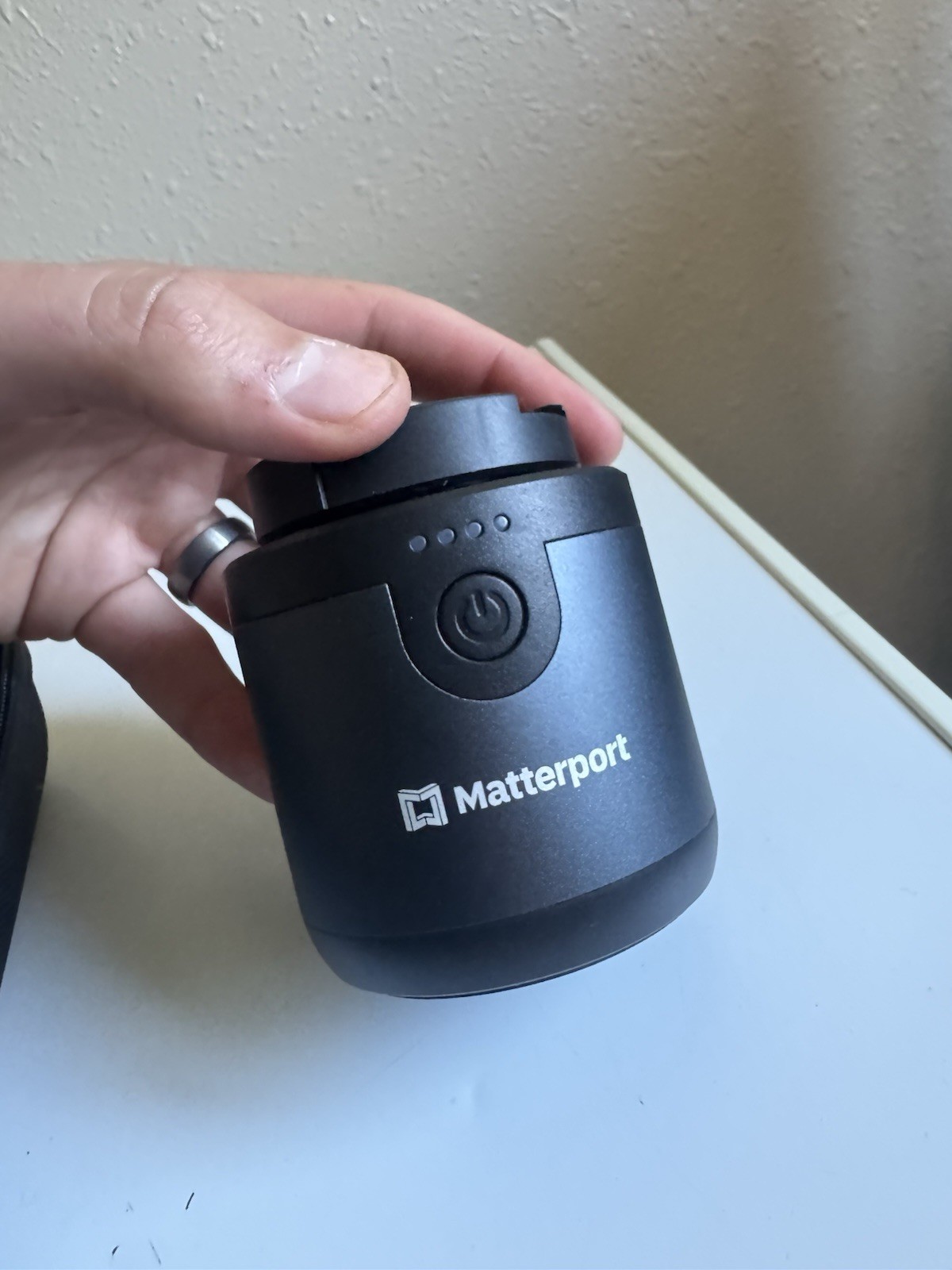 Matterport Axis Motorized Head Smartphone Tripod Kit w/ Case