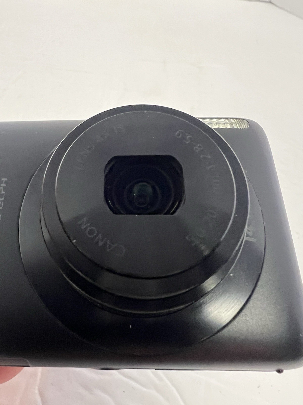Canon PowerShot SD1400 IS Digital ELPH 14.1MP 4x Zoom Black Camera Bundle TESTED