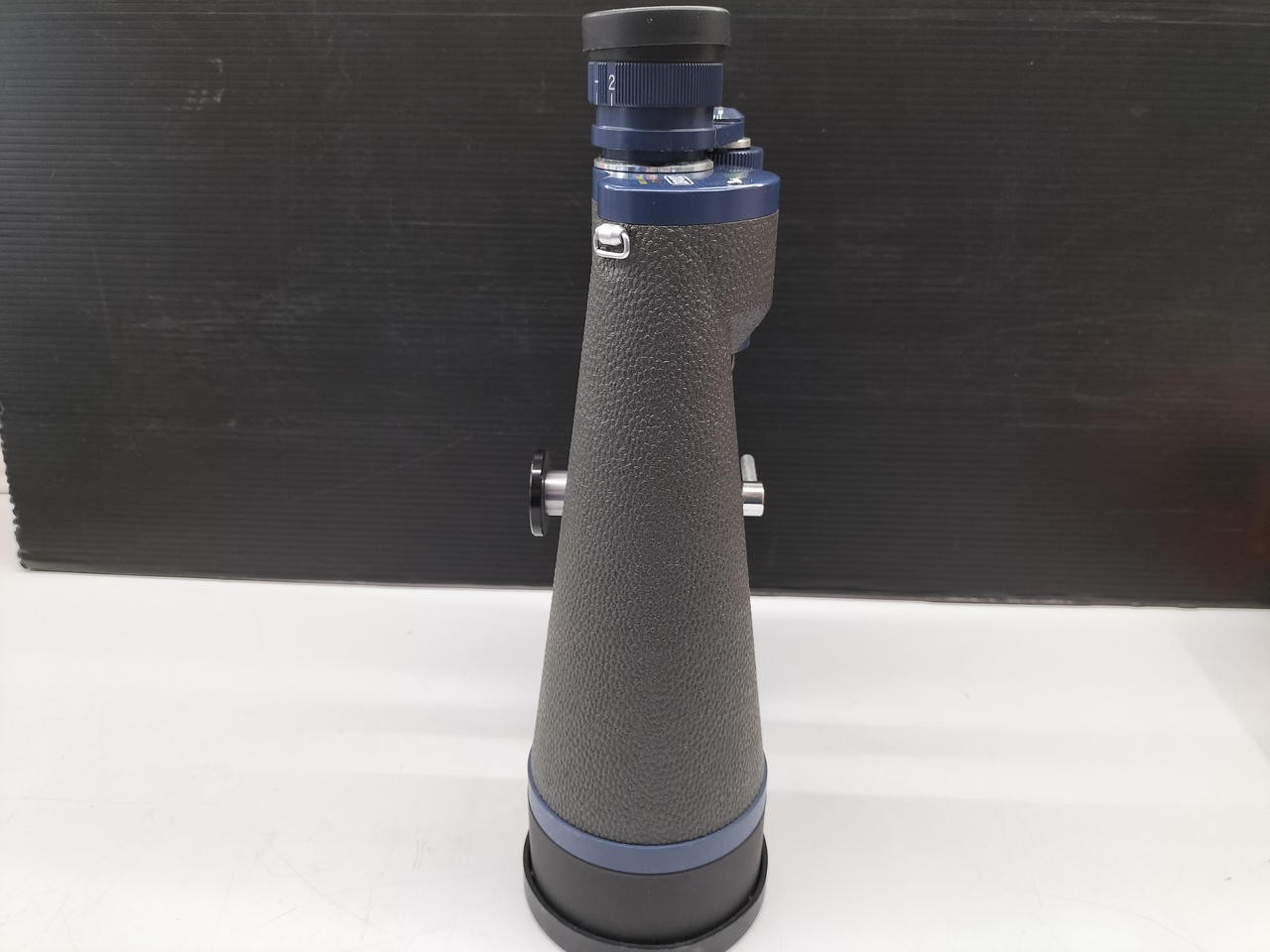 VIXEN 20X80 Binoculars 20x Magnification 80mm Objective Lens