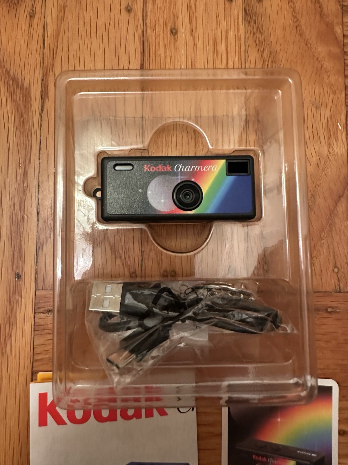 📷 Kodak Charmera Keychain Digital Camera +Video Type 05 Rainbow Opened Bottom