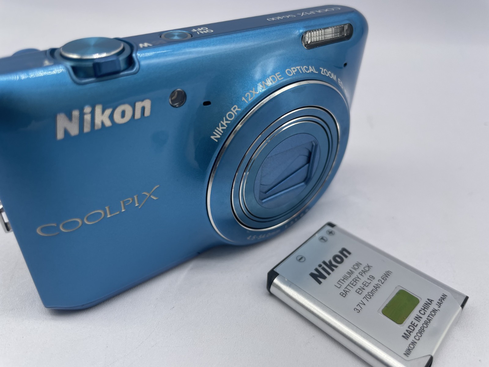 READ Excellent Nikon COOLPIX S6400 blue 16.0MP Digital Camera 3372