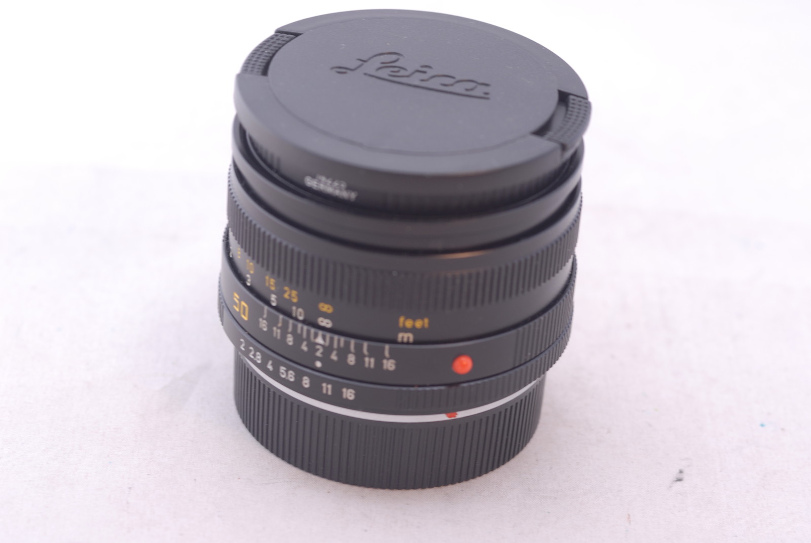 Two Plastic Red Dot Marks for Leica Lenses Summicron R, Summicron M