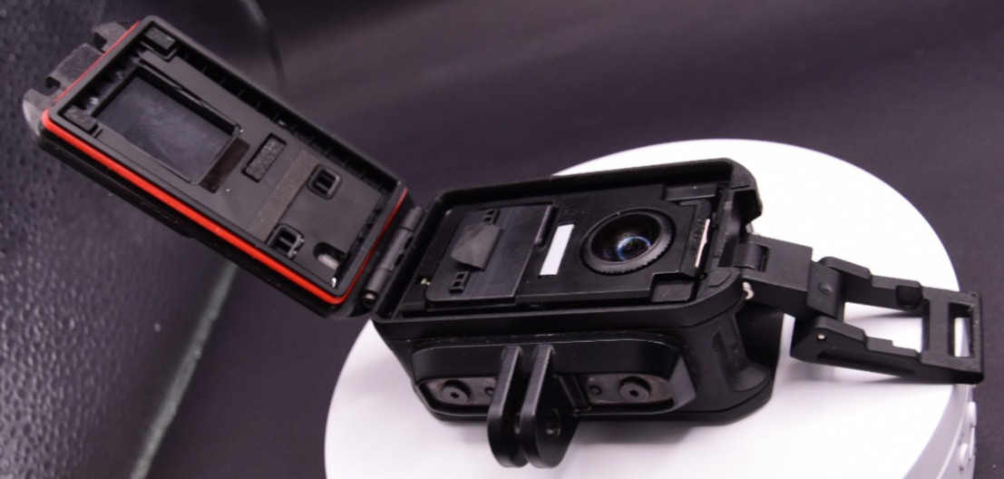 Garmin VIRB X HD Action Camera GPS Waterproof + Battery Cable 4GB Card