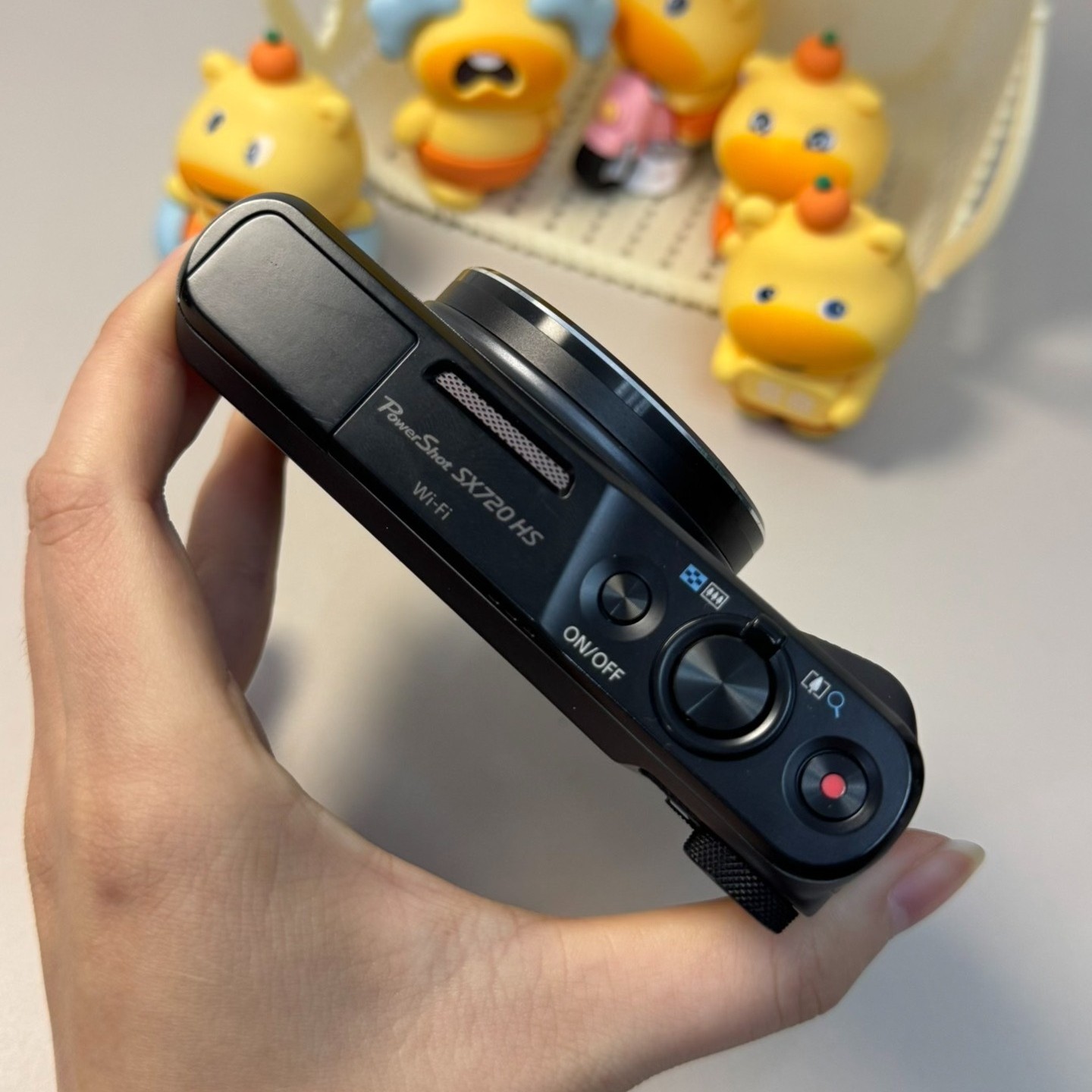 Canon SX720 HS Compact Digital Camera 20.3MP 40x Optical Zoom Wi-Fi Black