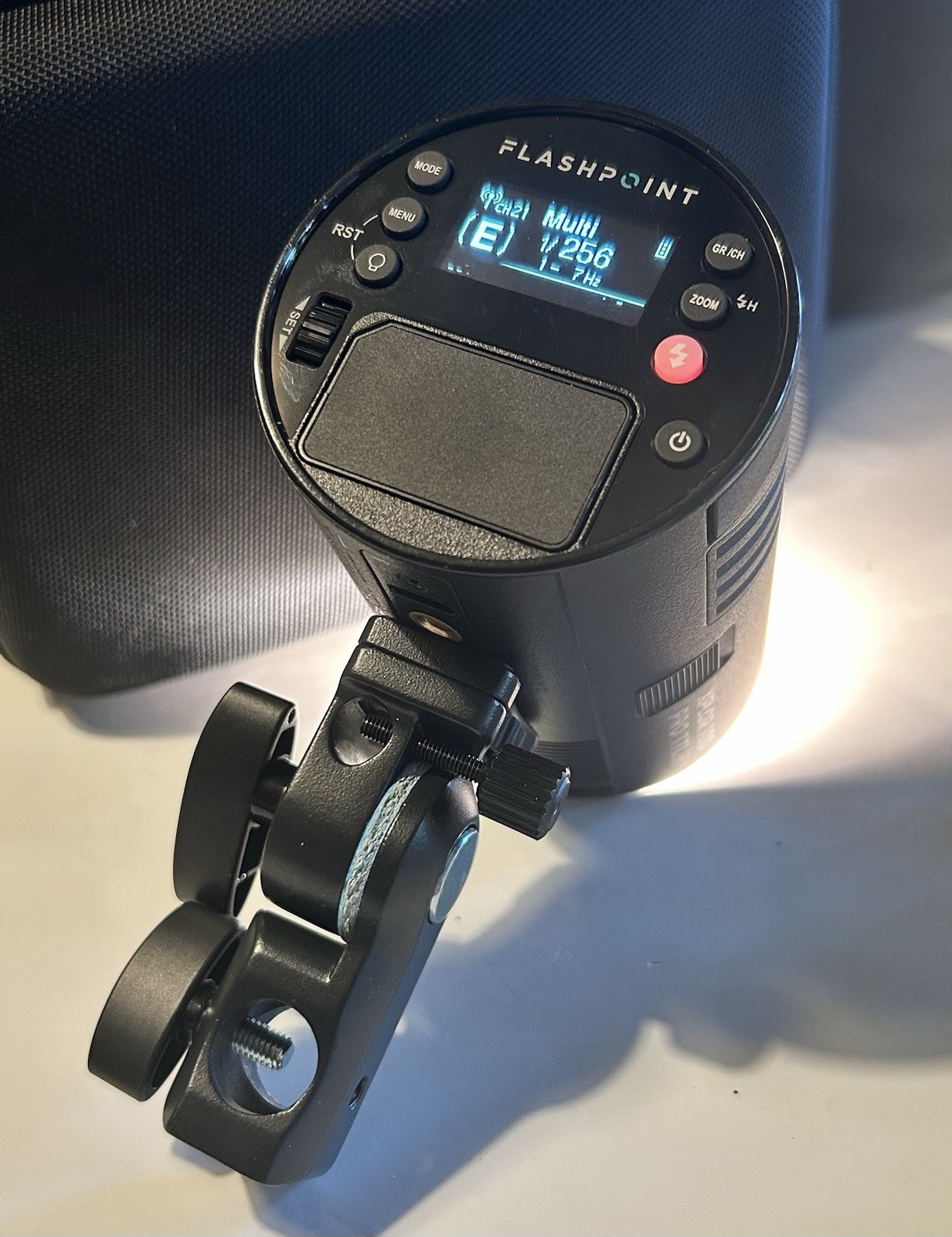 Flashpoint XPLOR 100 Pro TTL R2 Battery-Powered Monolight Bundle Lots of Extras