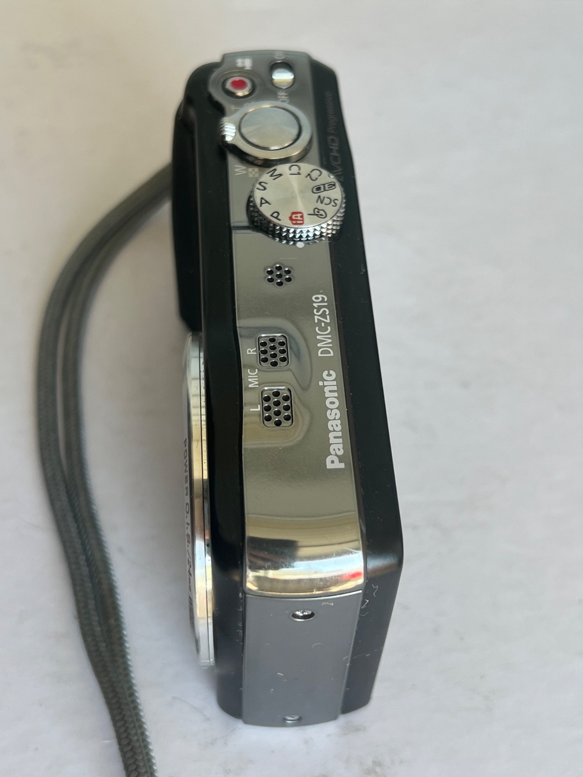 Panasonic LUMIX DMC-ZS19 14.1MP Digital Camera – Black